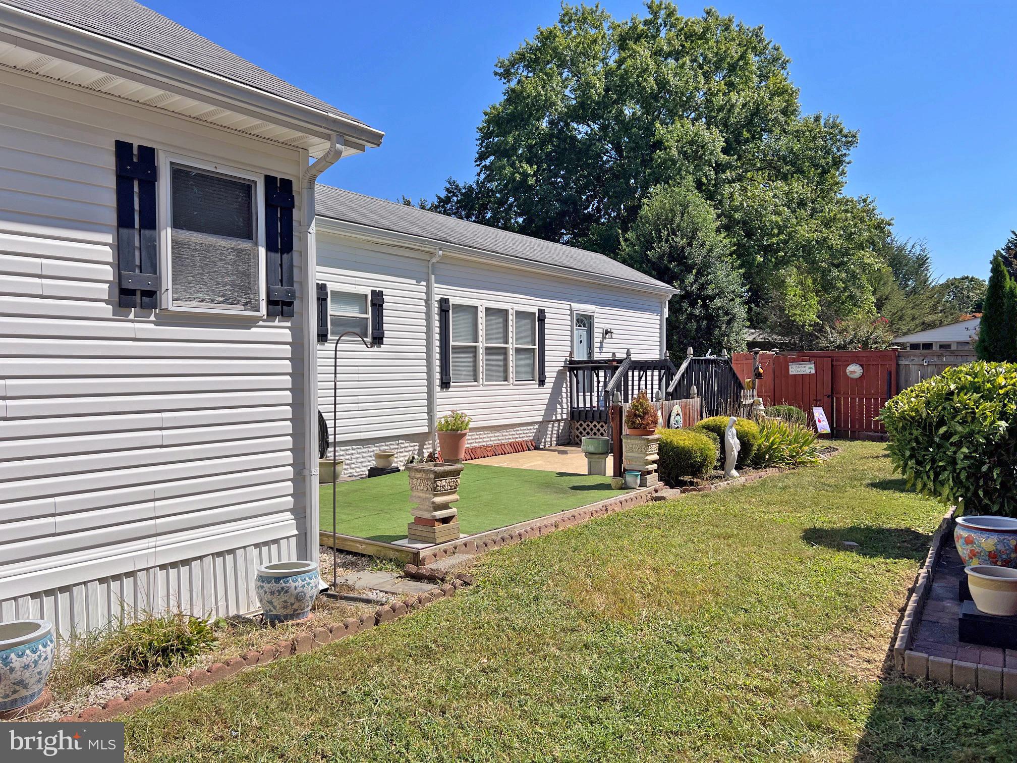 CAMELOT MHP - Residential