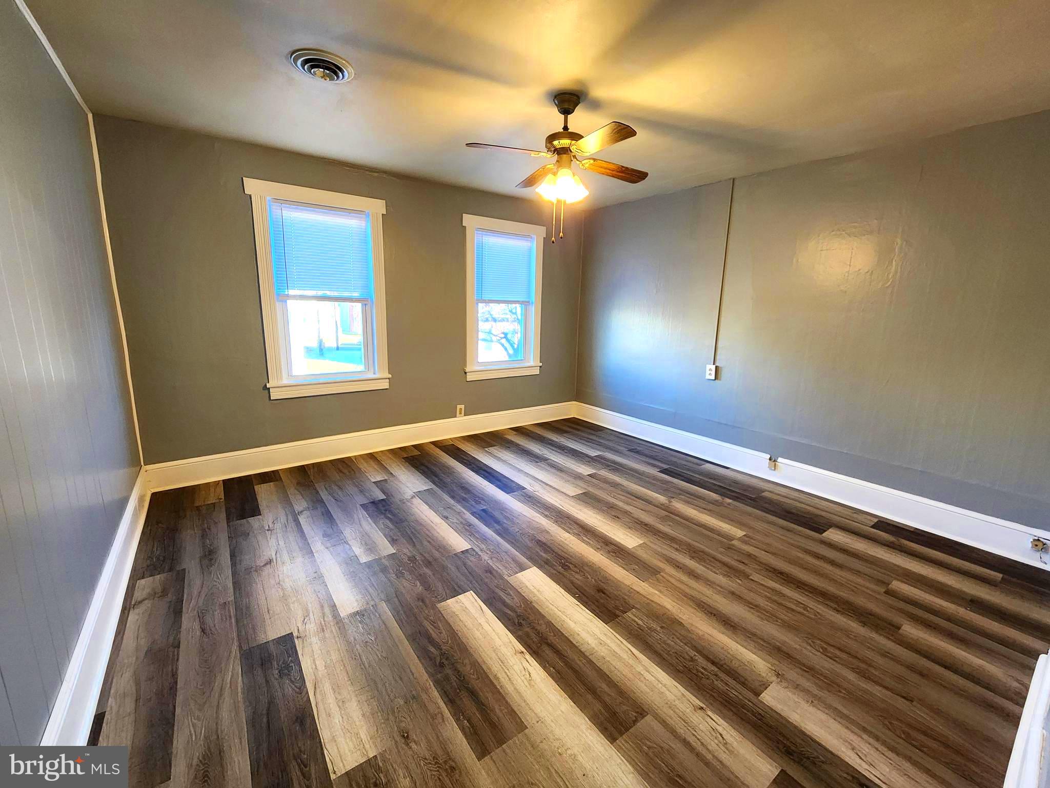 SOUTH END - Residential