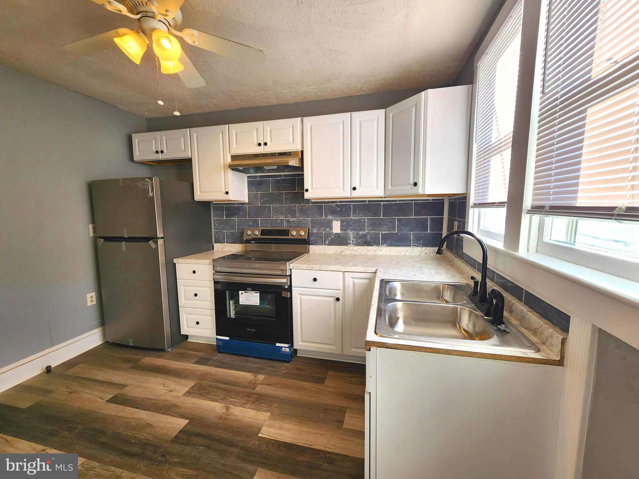 SOUTH END - Residential