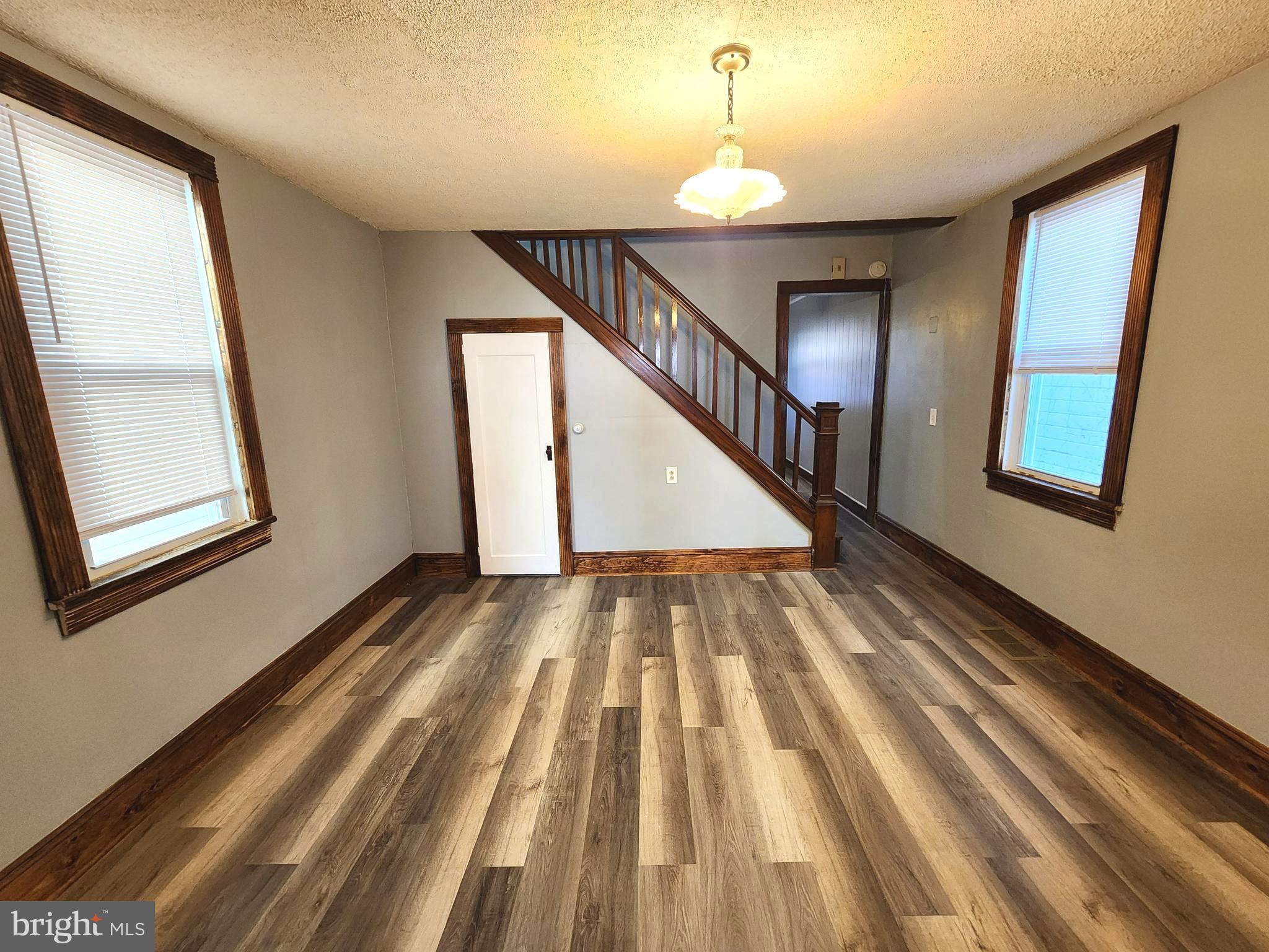 SOUTH END - Residential