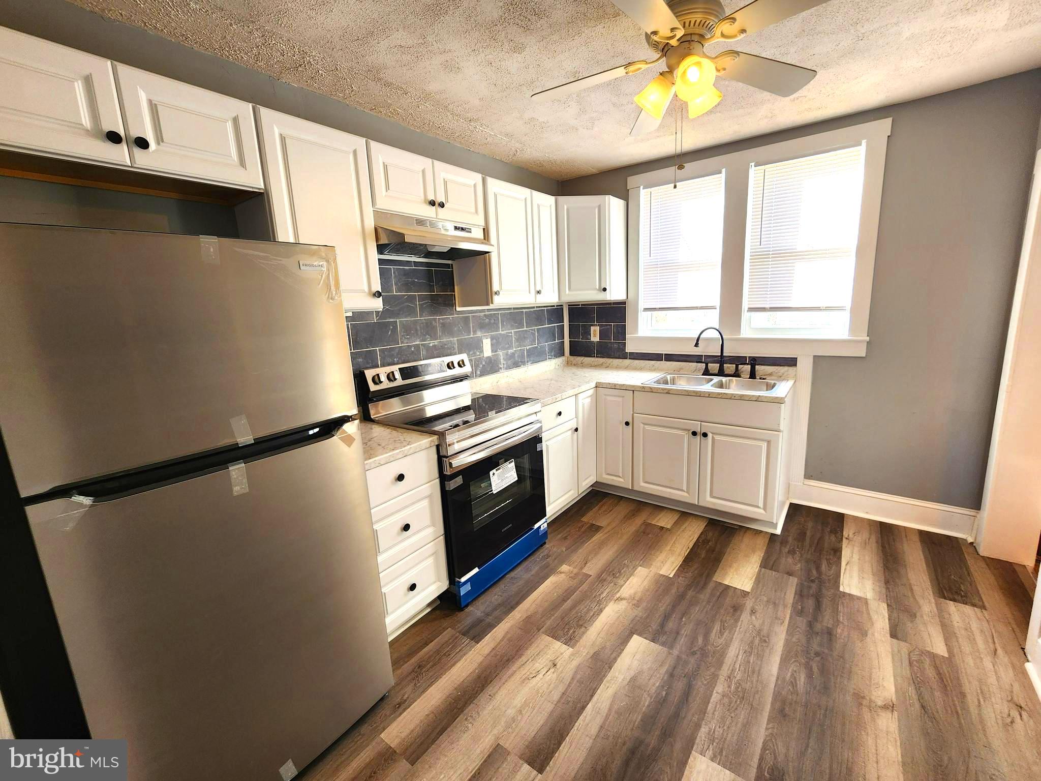 SOUTH END - Residential