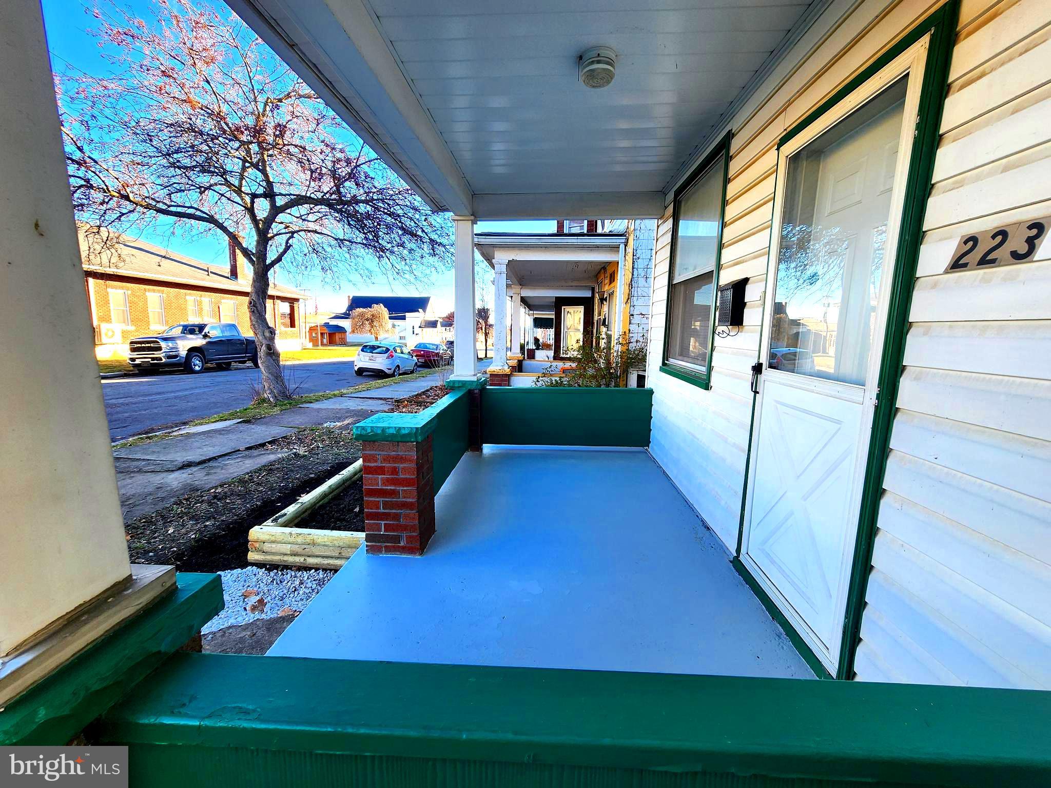 SOUTH END - Residential