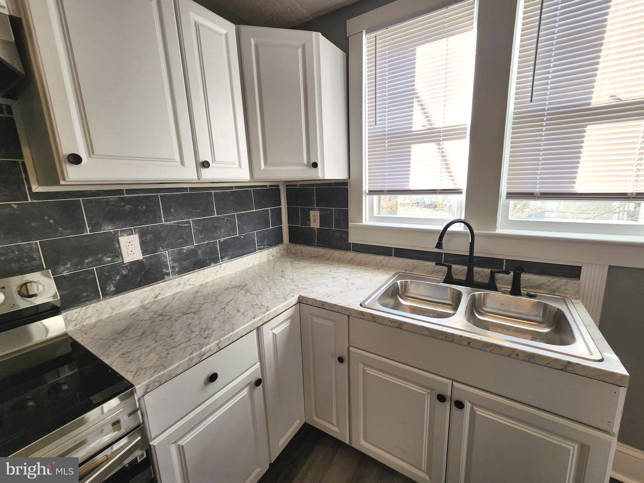 SOUTH END - Residential