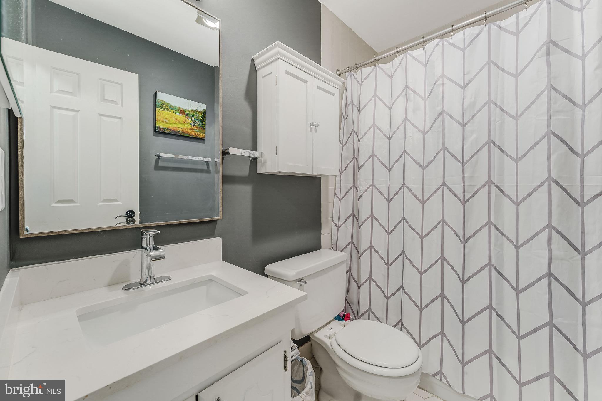 FOX MILL ESTATES - Residential