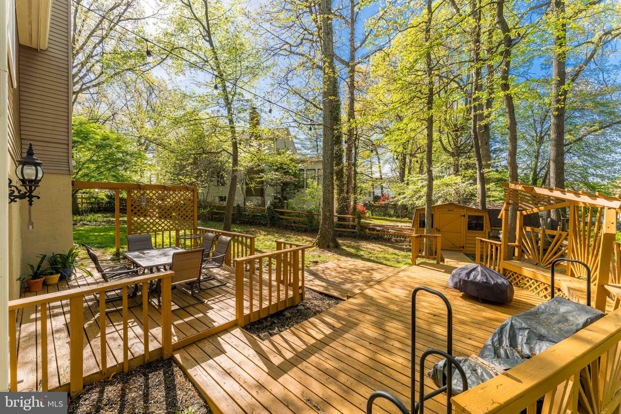 FOX MILL ESTATES - Residential