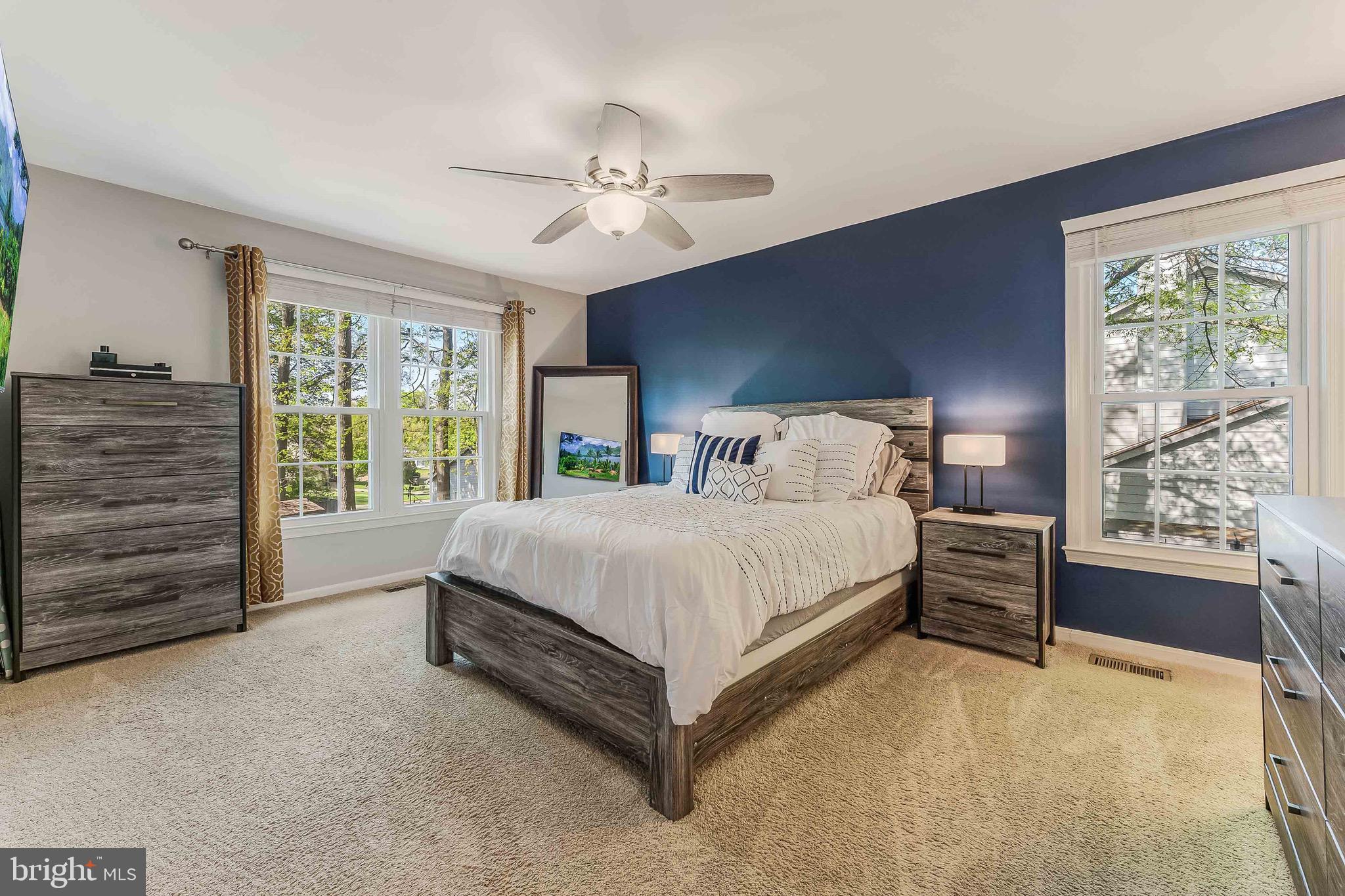 FOX MILL ESTATES - Residential