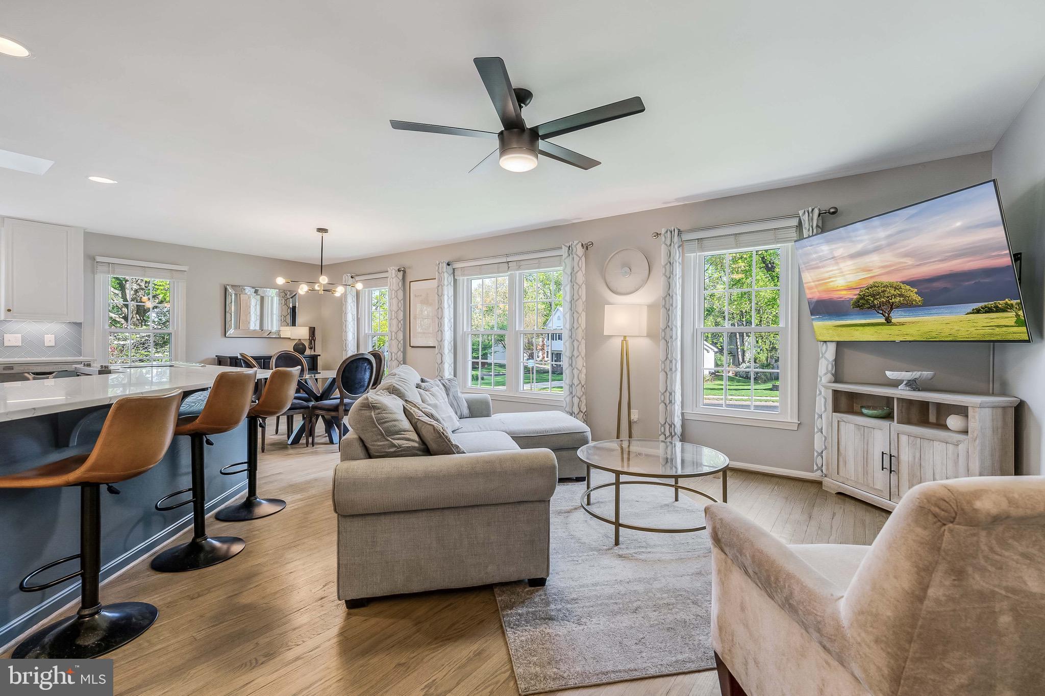 FOX MILL ESTATES - Residential