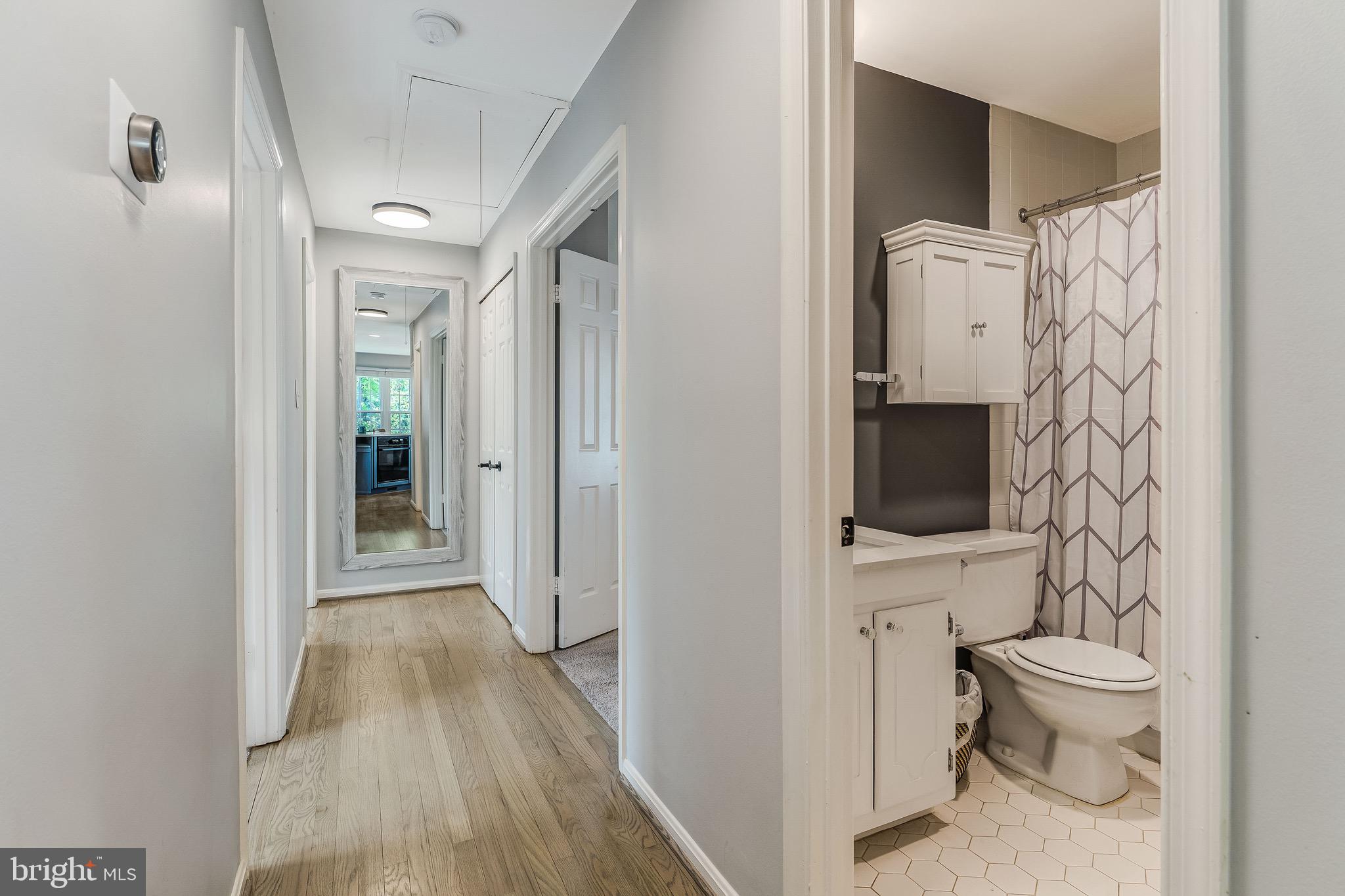 FOX MILL ESTATES - Residential