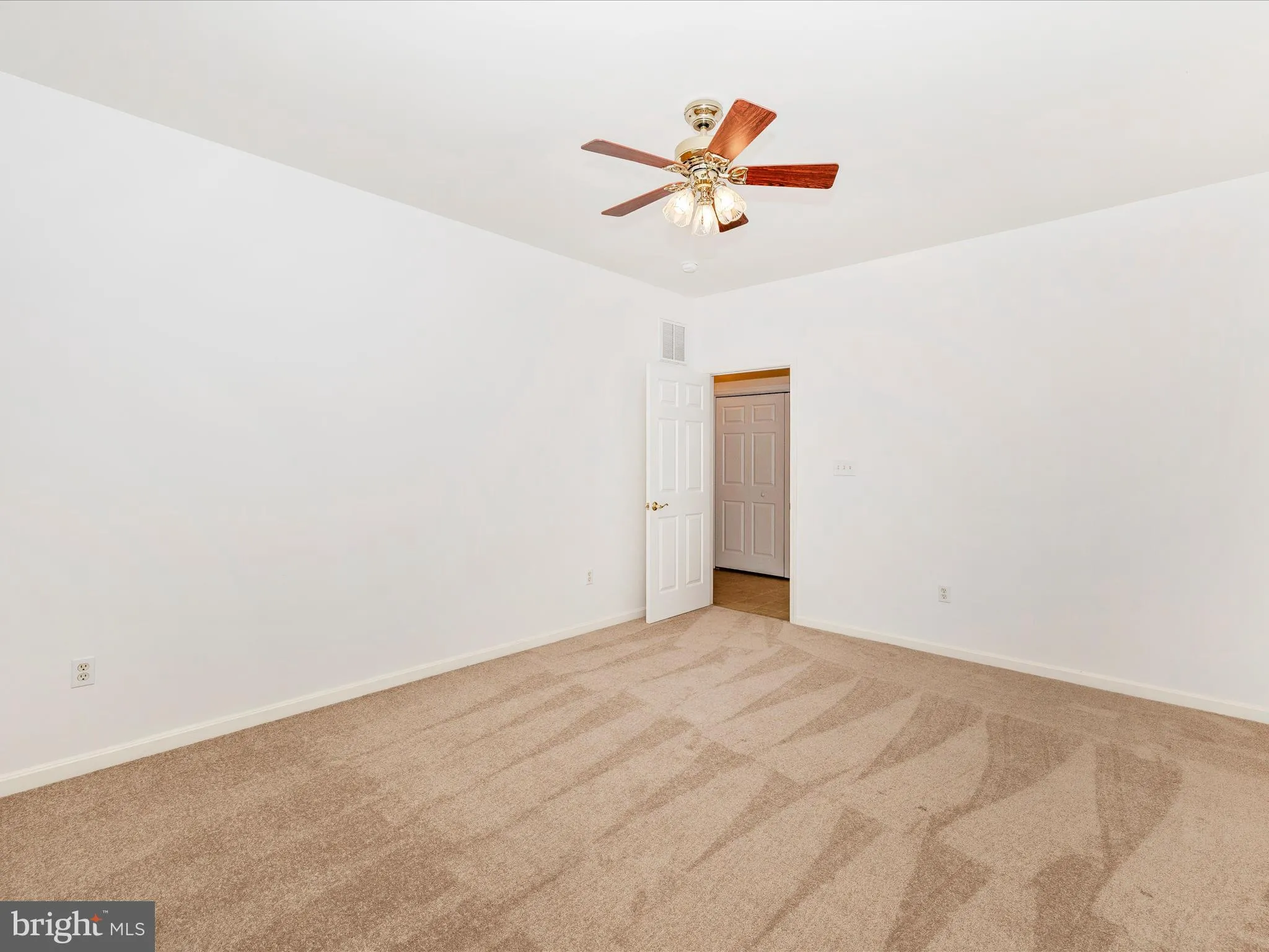 Hagerstown, Maryland 21742, United States, 2 Bedrooms Bedrooms, ,2 BathroomsBathrooms,Residential,Active,111554