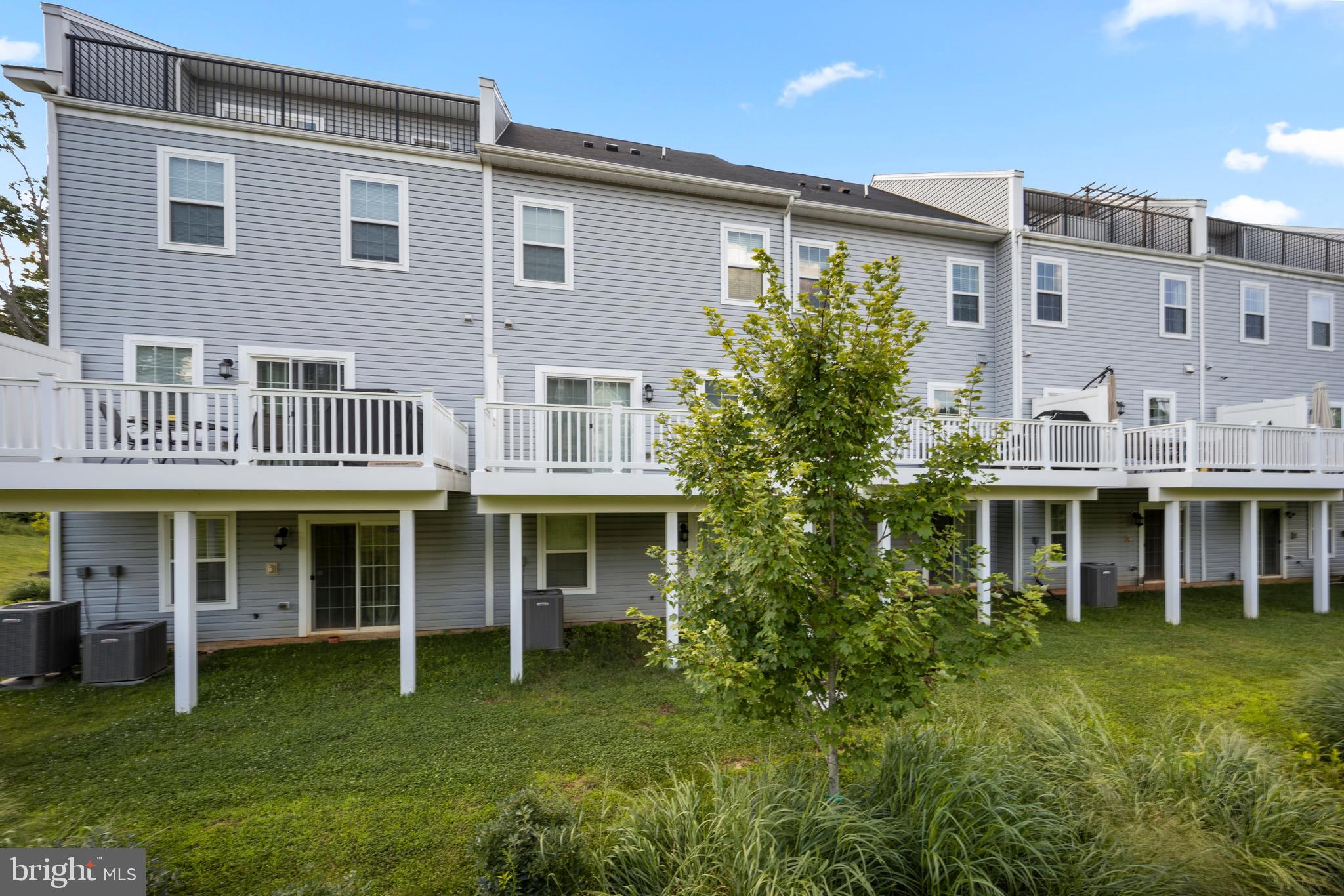 SPRING CREEK - Residential Lease