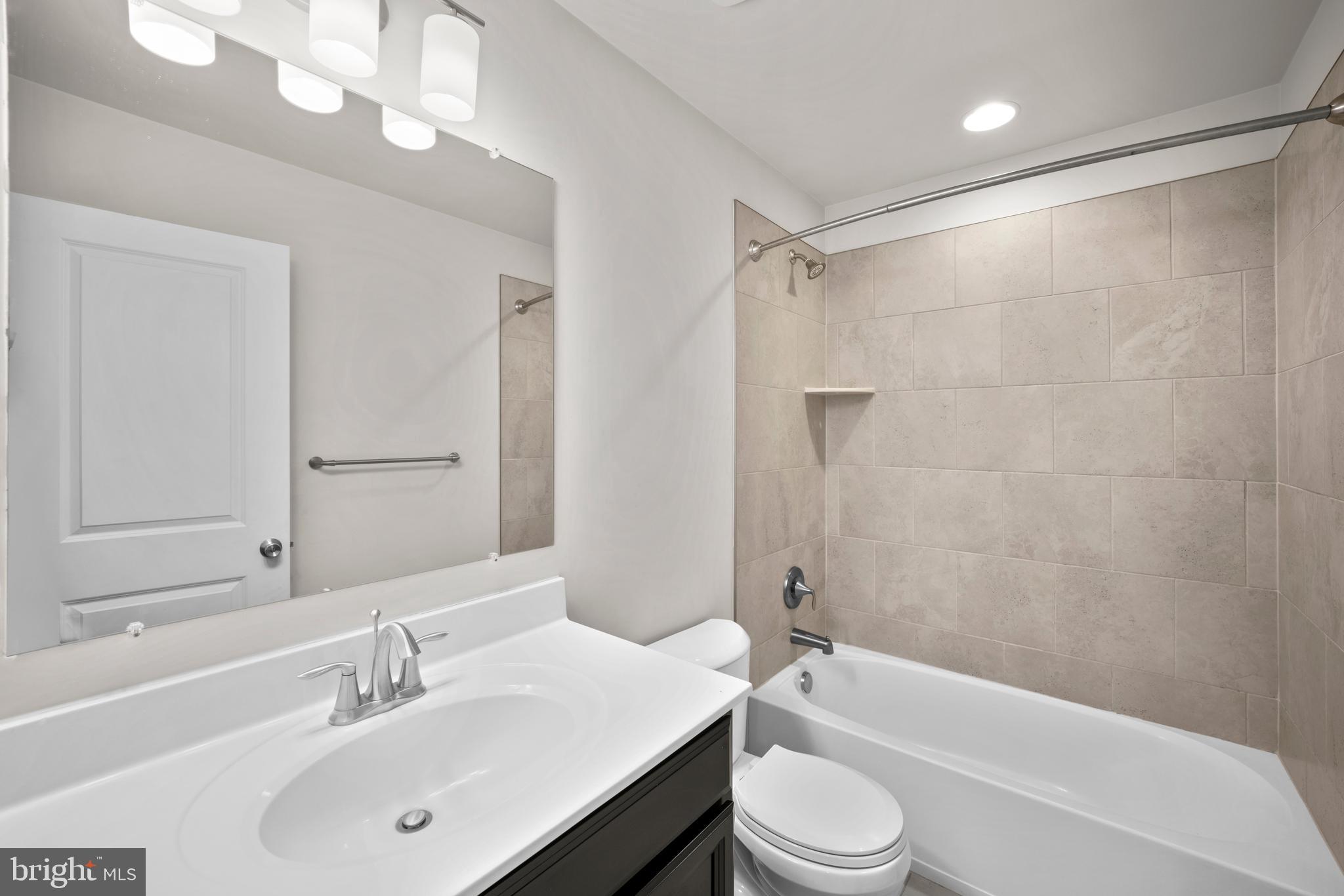 SPRING CREEK - Residential Lease