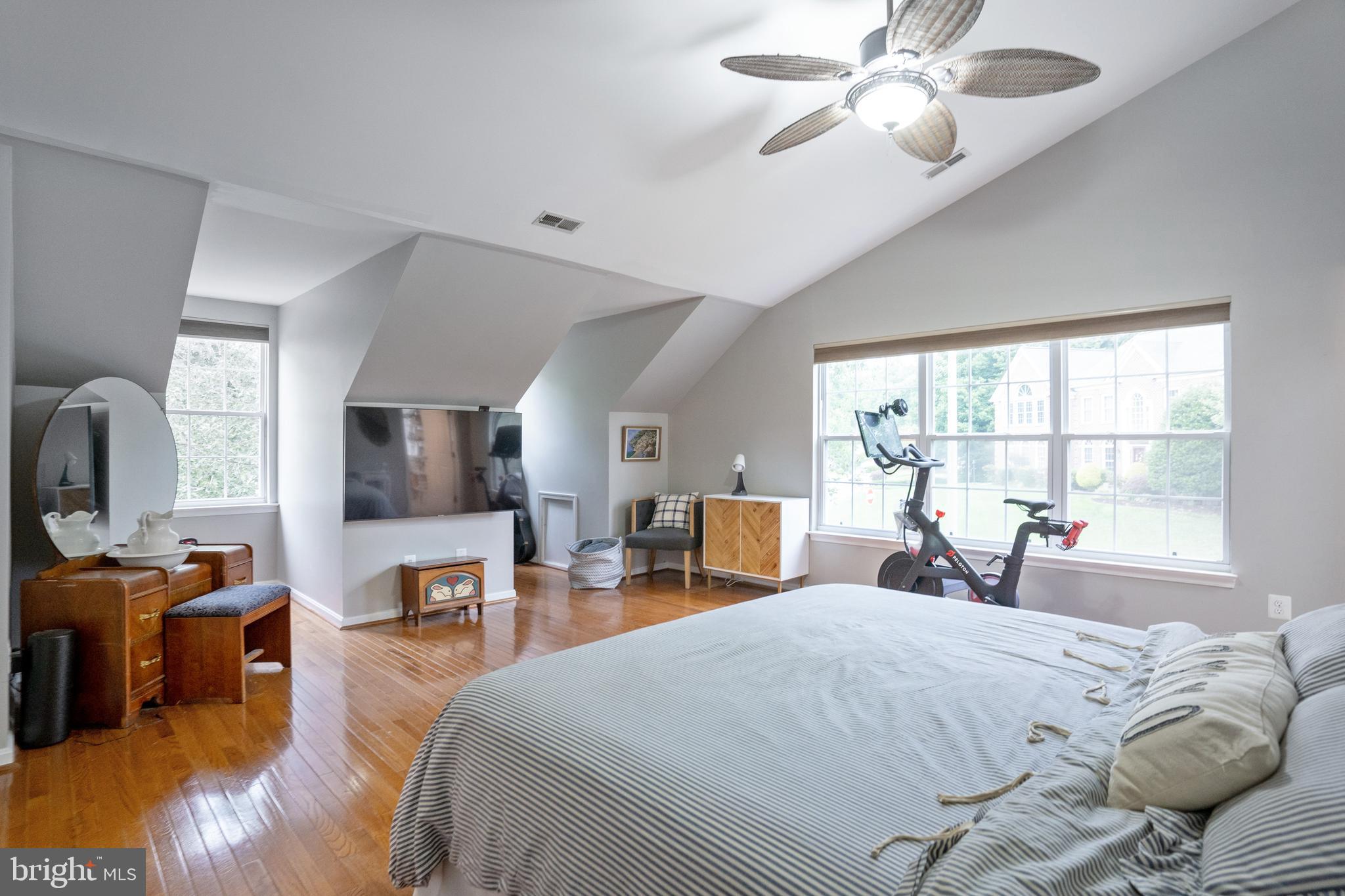 BRITTANY - Residential