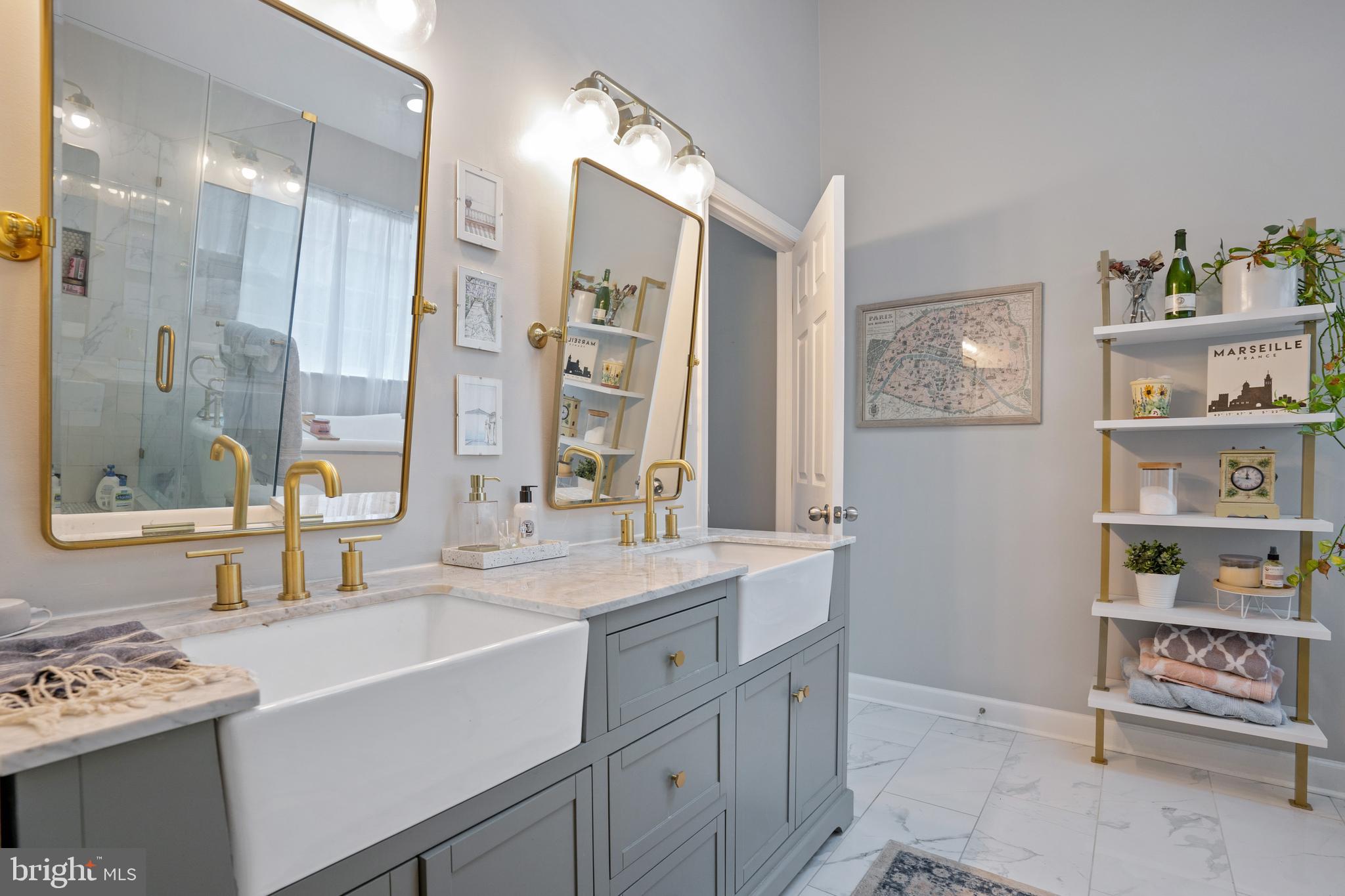 BRITTANY - Residential