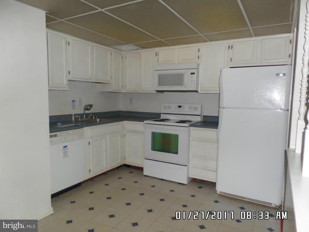 HUNTING RIDGE CONDOMINIUM - Residential