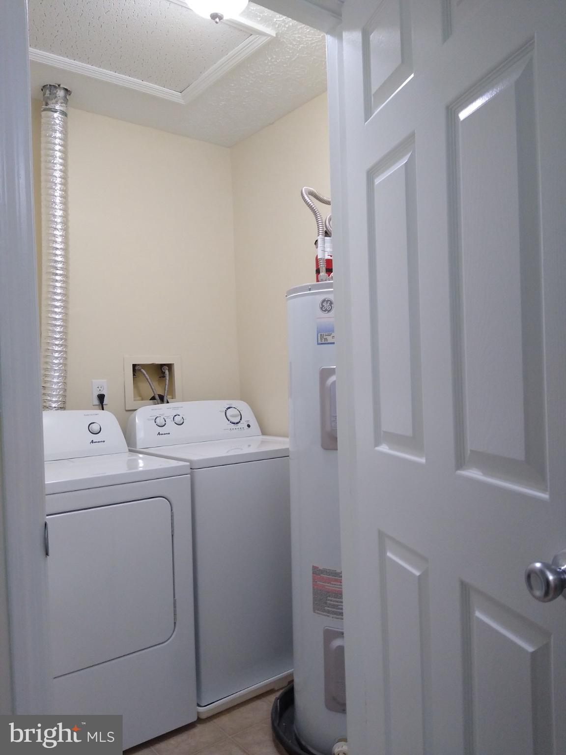 WOODBRIDGE CENTER - Residential Lease