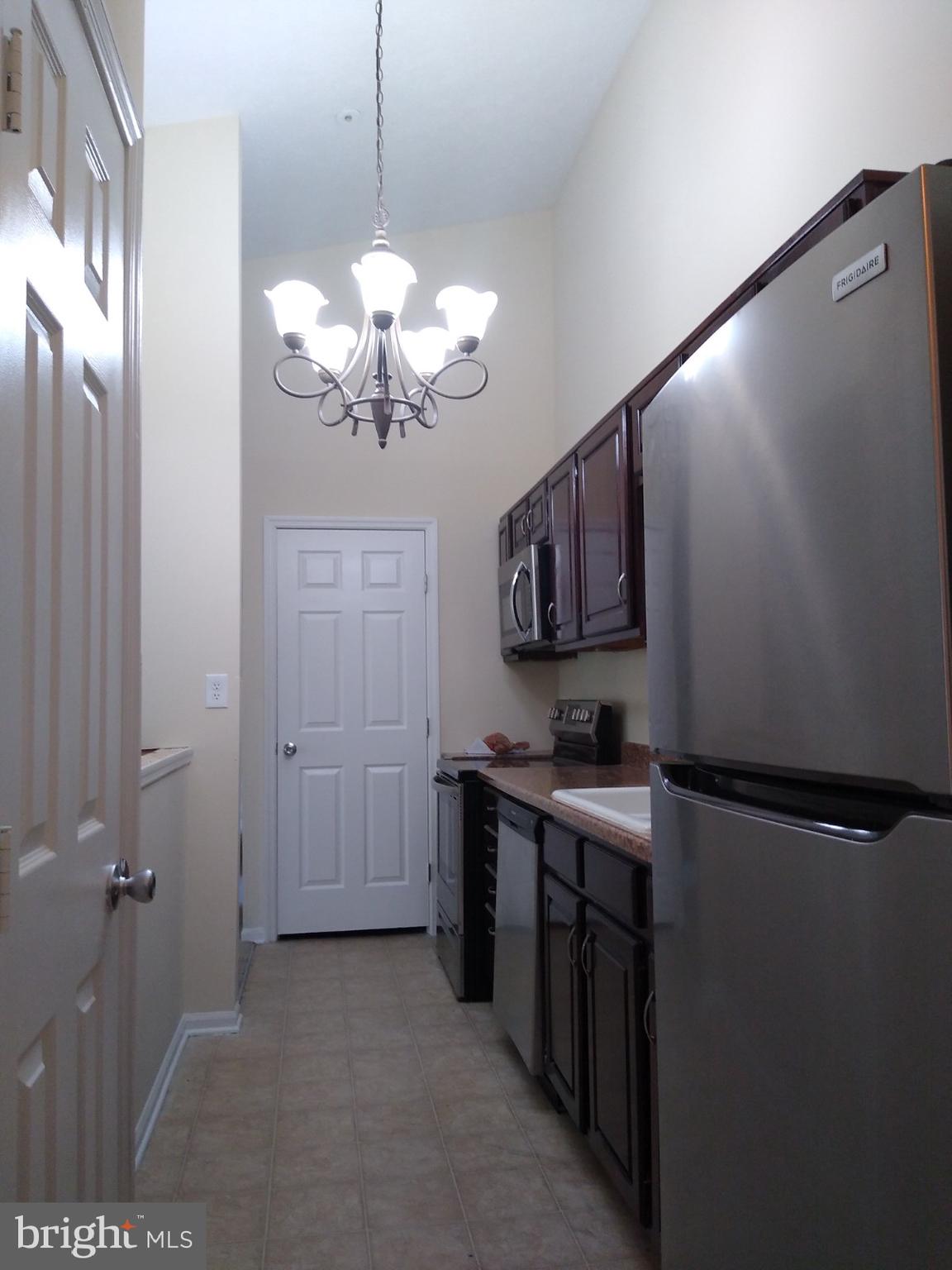 WOODBRIDGE CENTER - Residential Lease