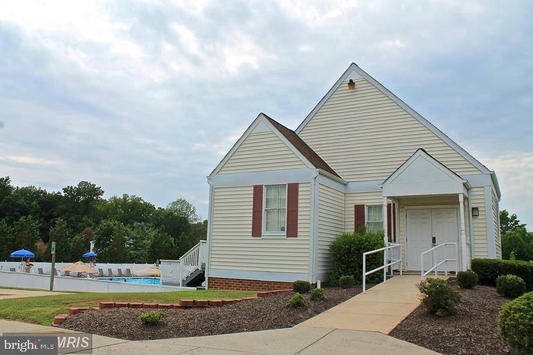 WOODBRIDGE CENTER - Residential Lease