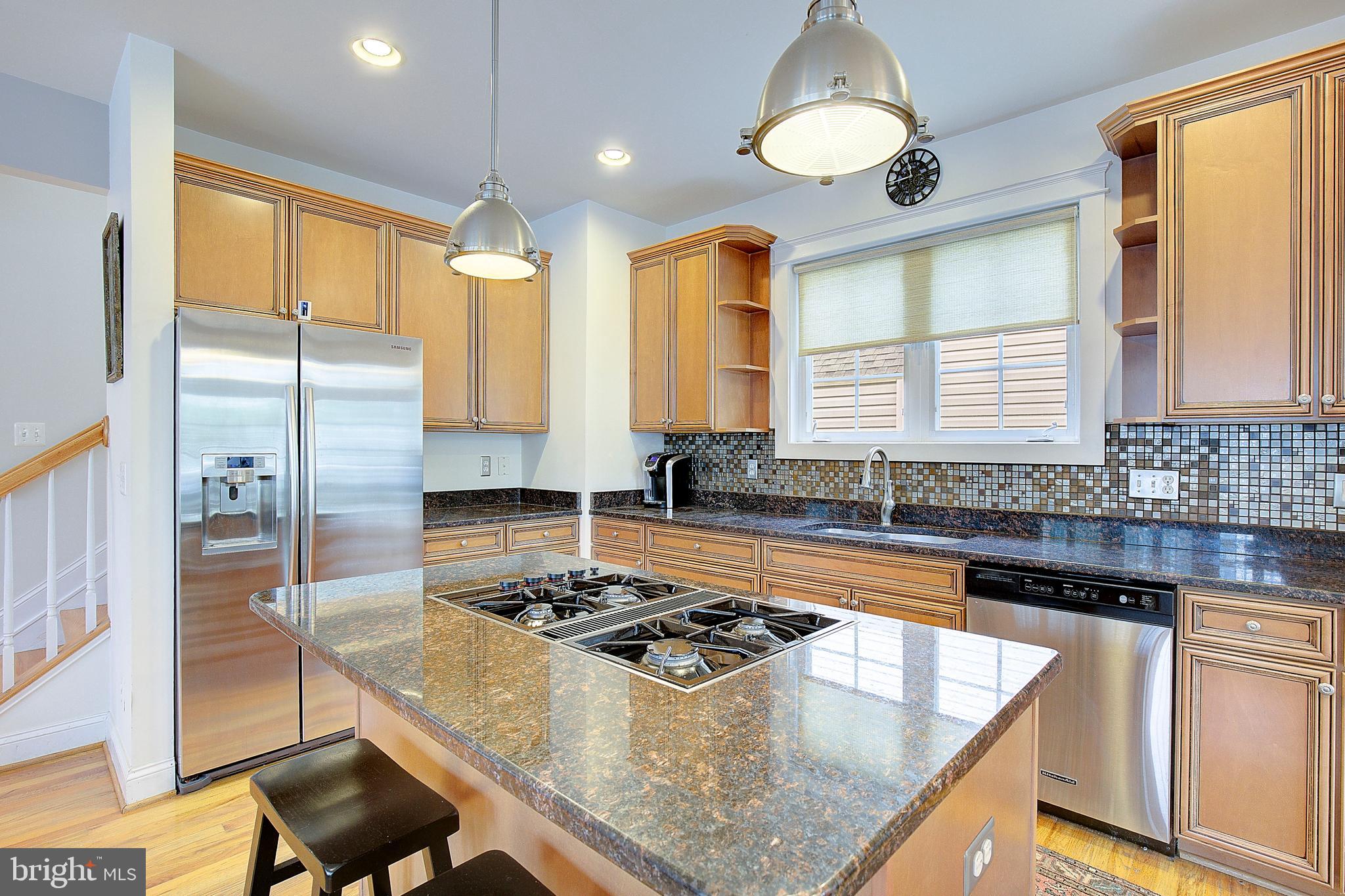 EASTPORT - Residential