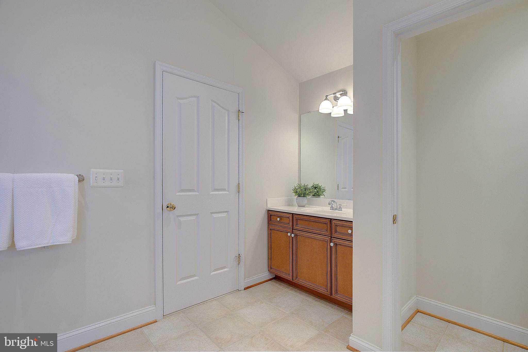 EASTPORT - Residential