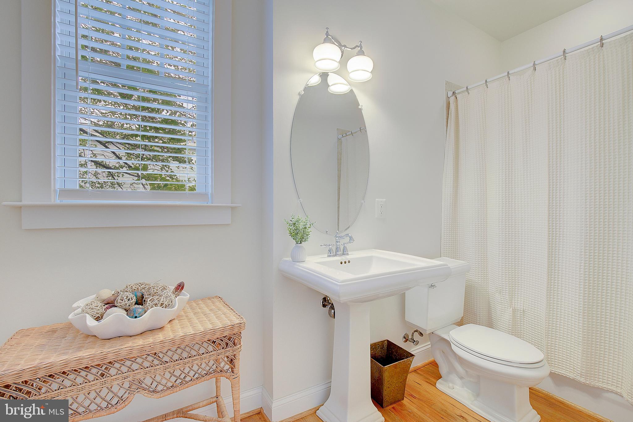 EASTPORT - Residential