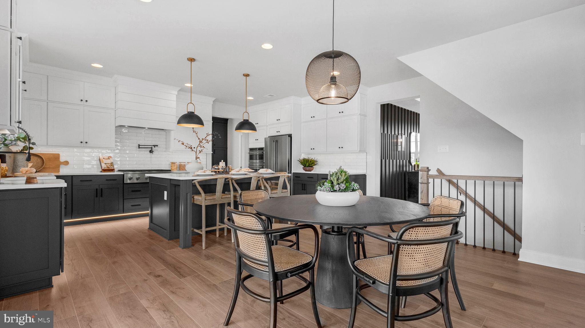 MAPLE RIDGE - Residential