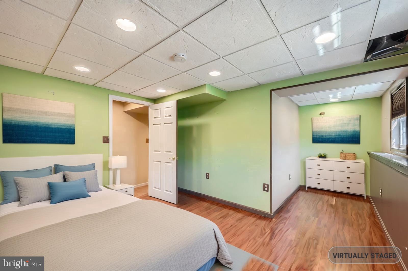 CHESTERFIELD - Residential