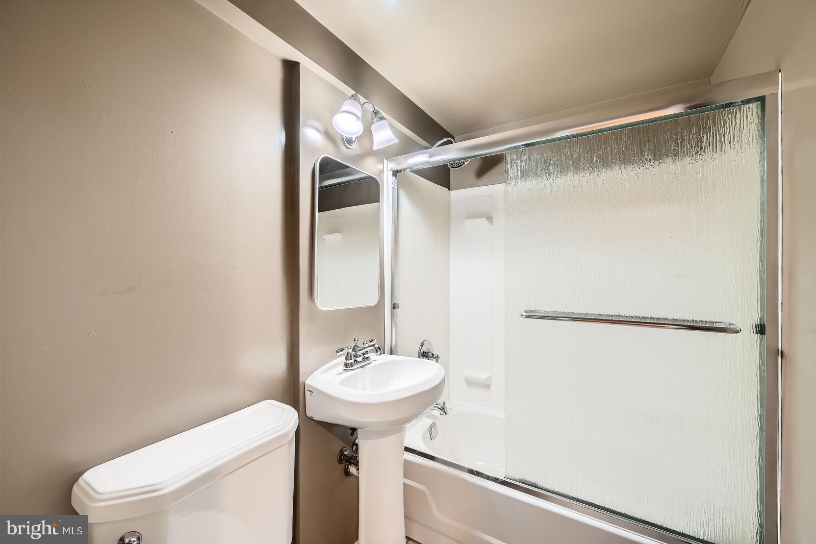 CHESTERFIELD - Residential