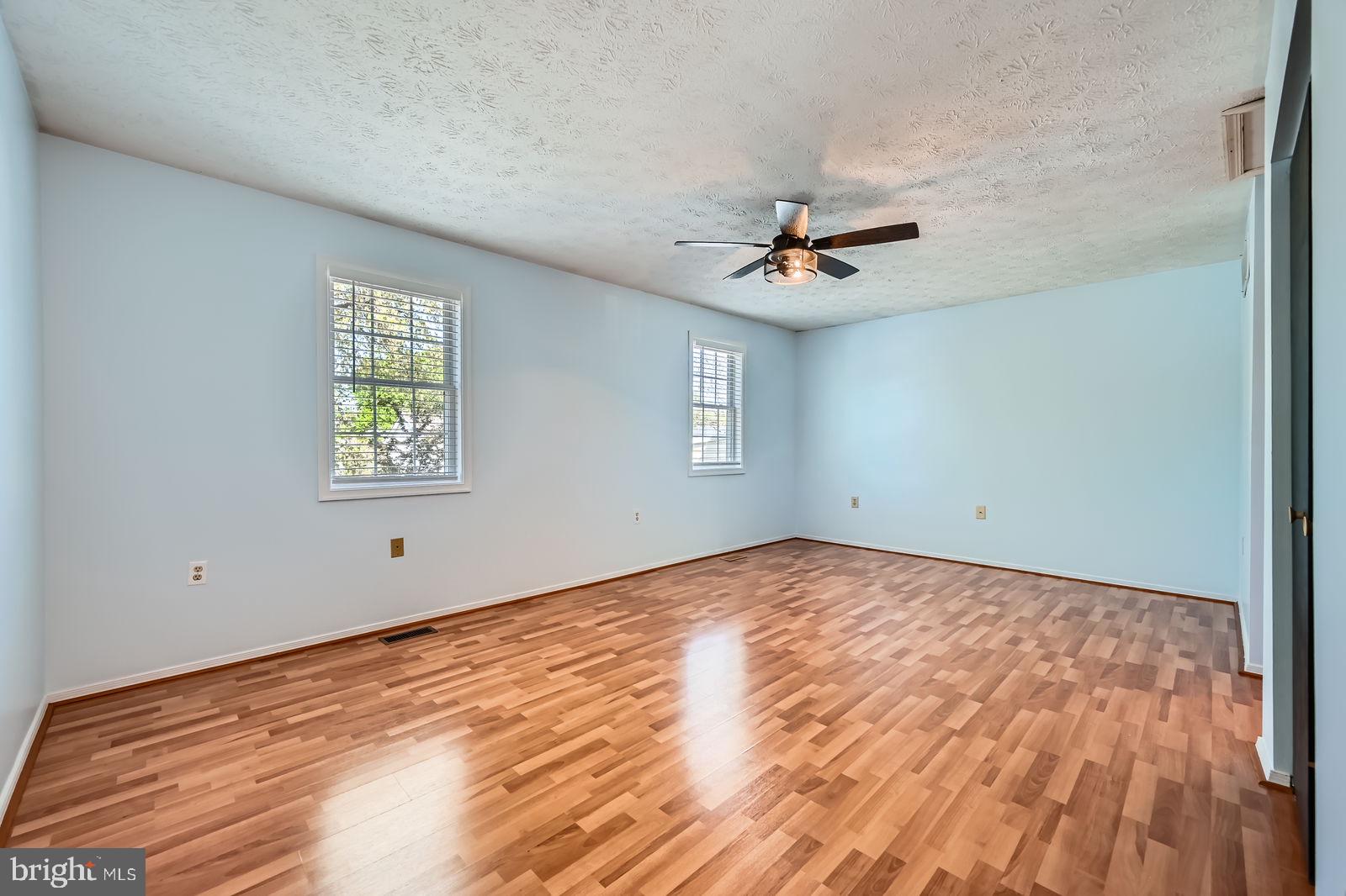 CHESTERFIELD - Residential