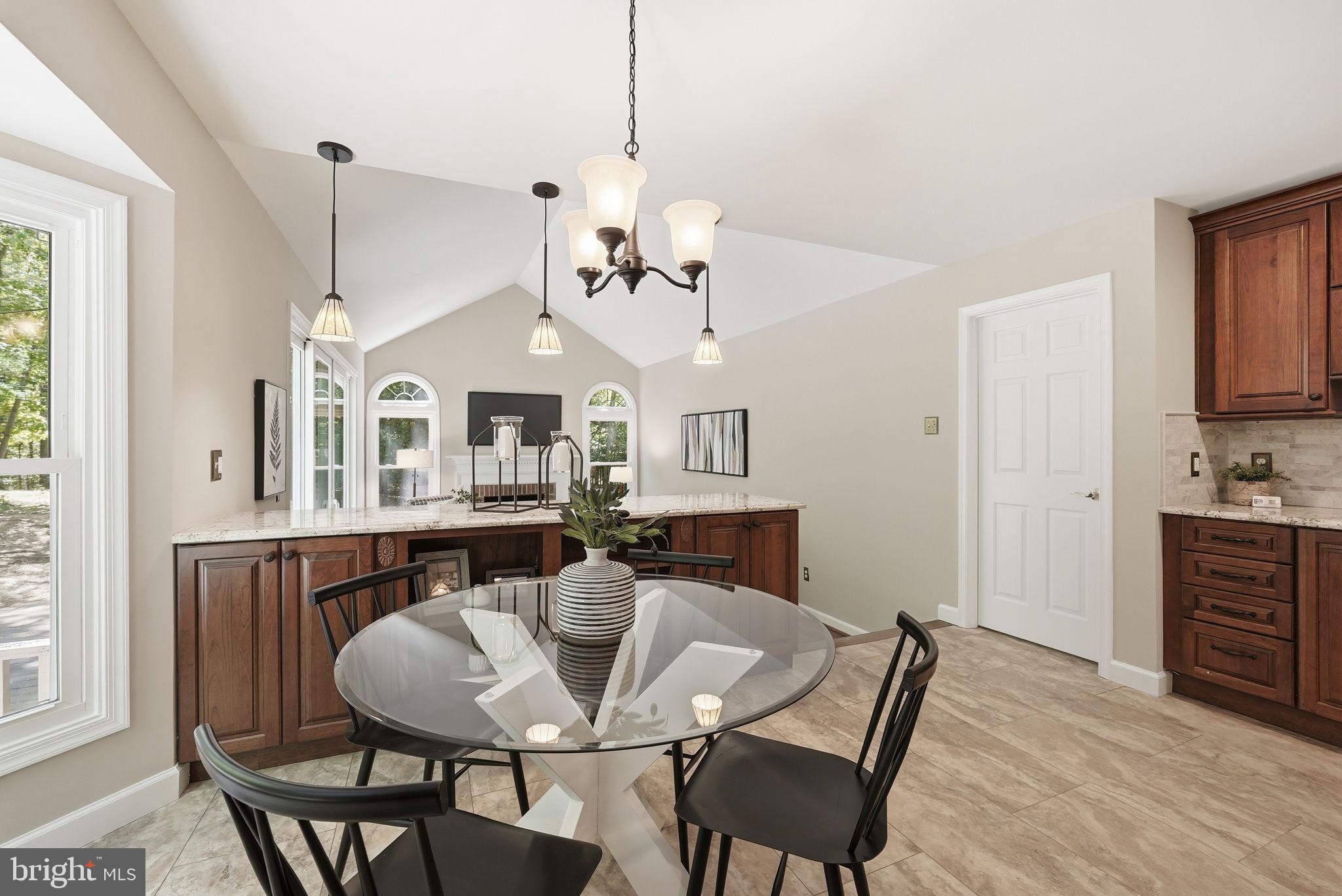 RIVERVIEW ESTATES - Residential