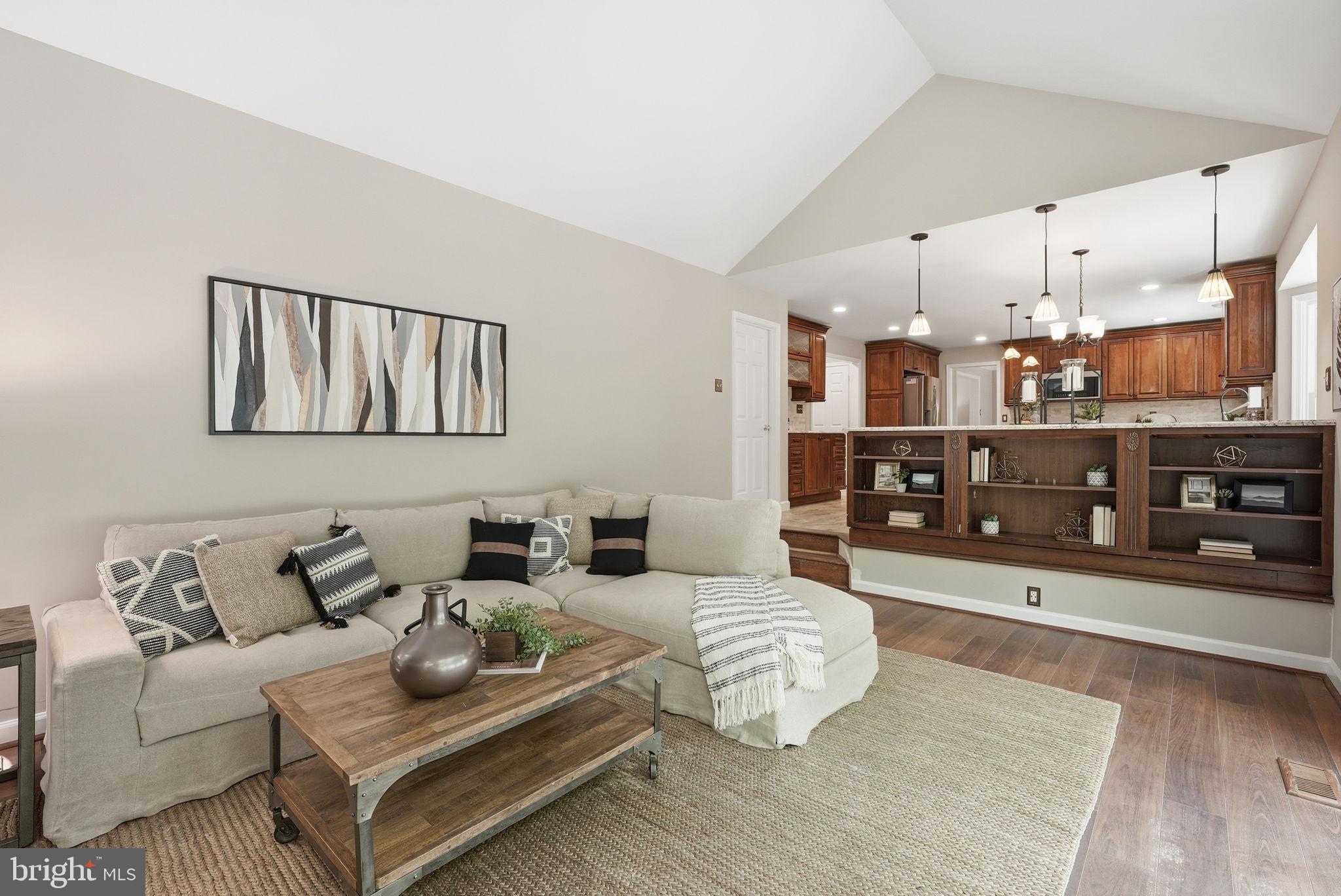 RIVERVIEW ESTATES - Residential