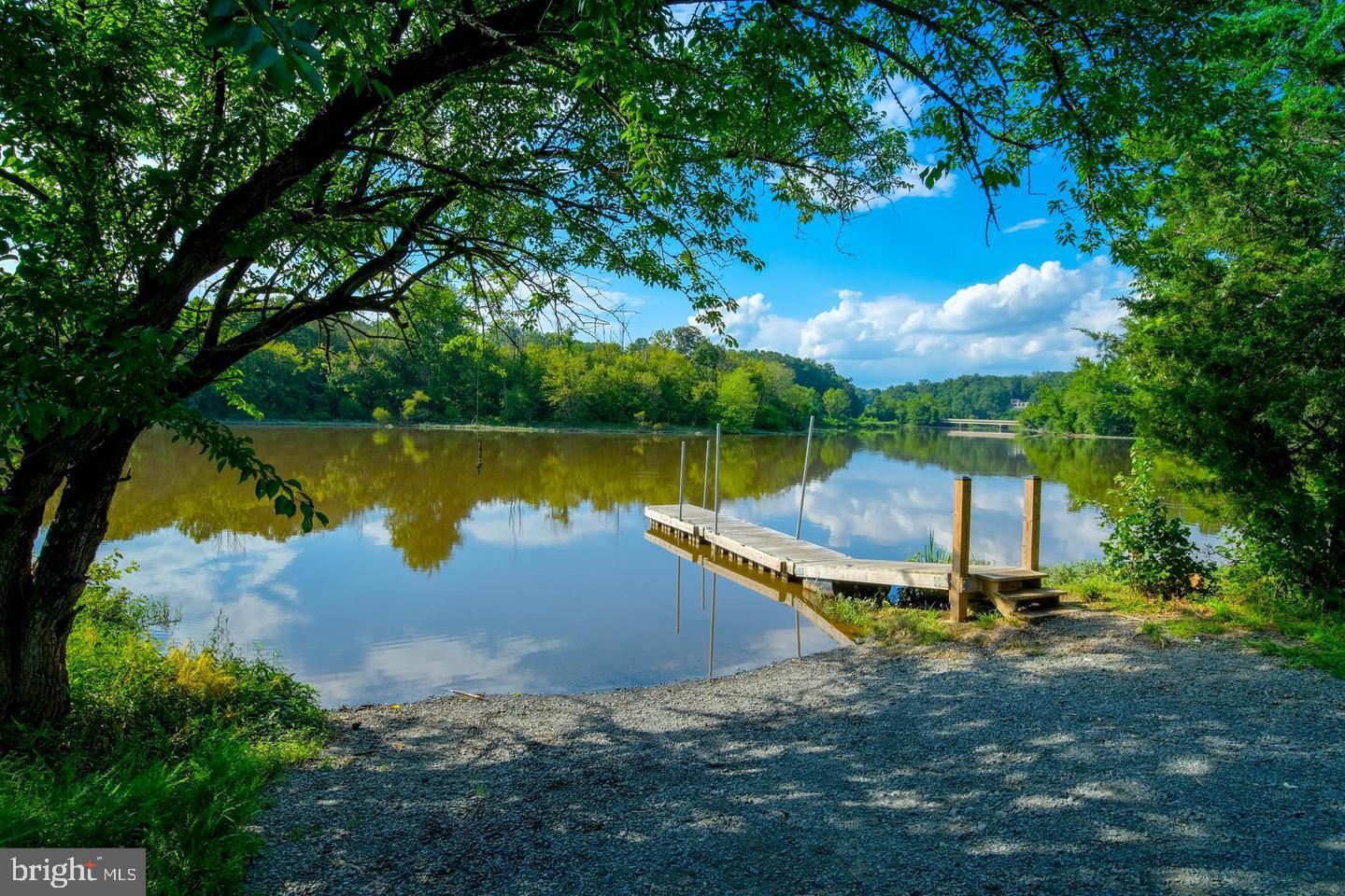 RIVERVIEW ESTATES - Residential