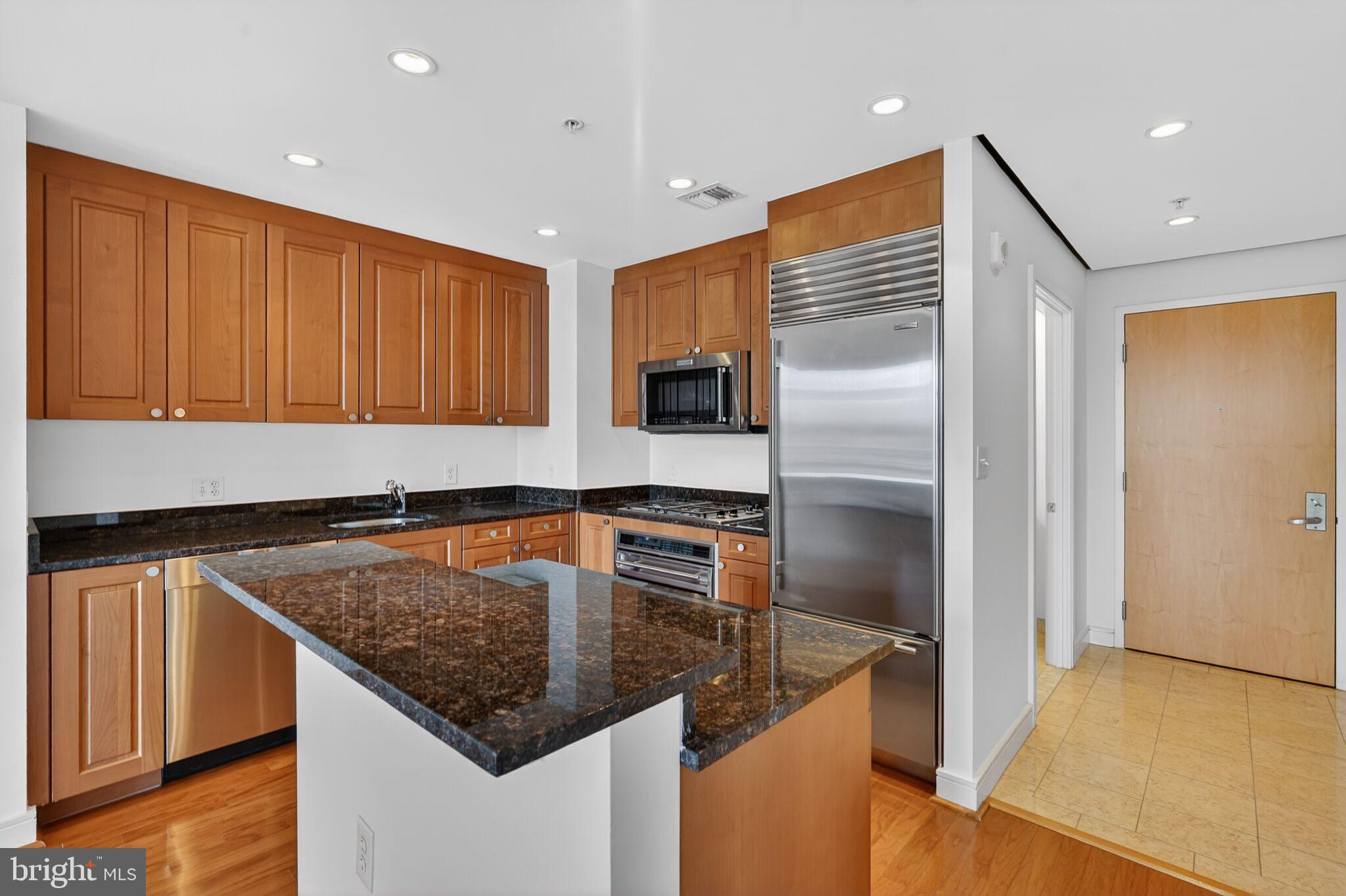 6820 WISCONSIN AVENUE 5004