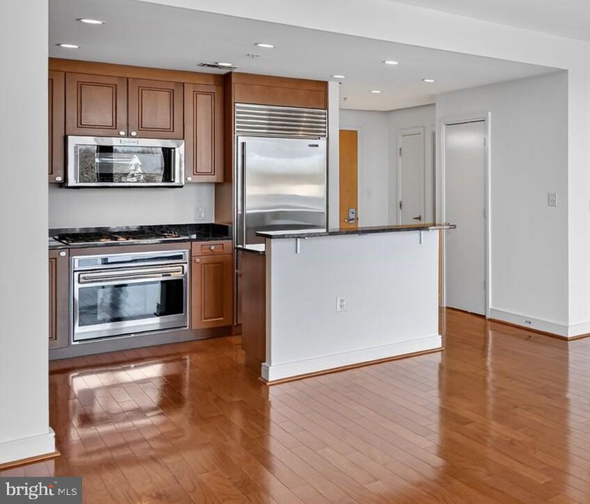 6820 WISCONSIN AVENUE 5004