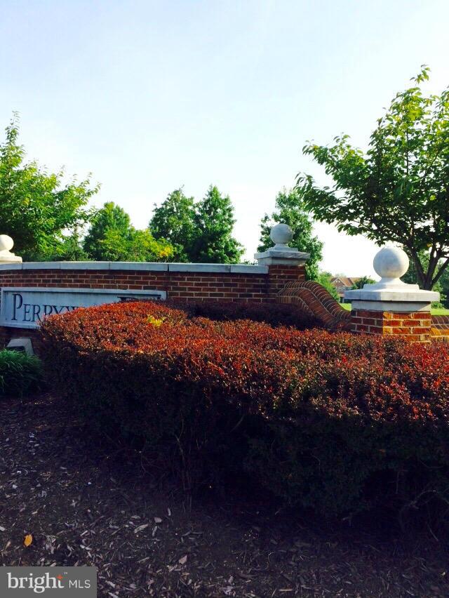 PERRYWOOD - Residential