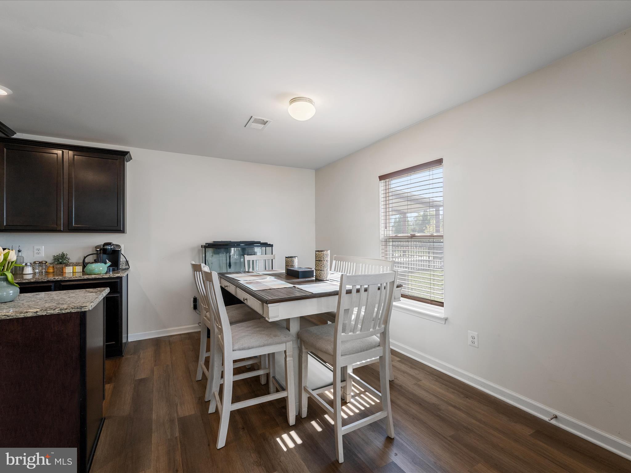 MCGINNIS POINT - Residential