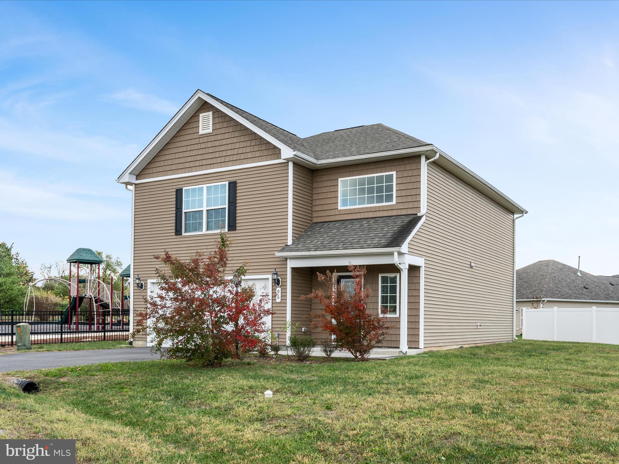 MCGINNIS POINT - Residential