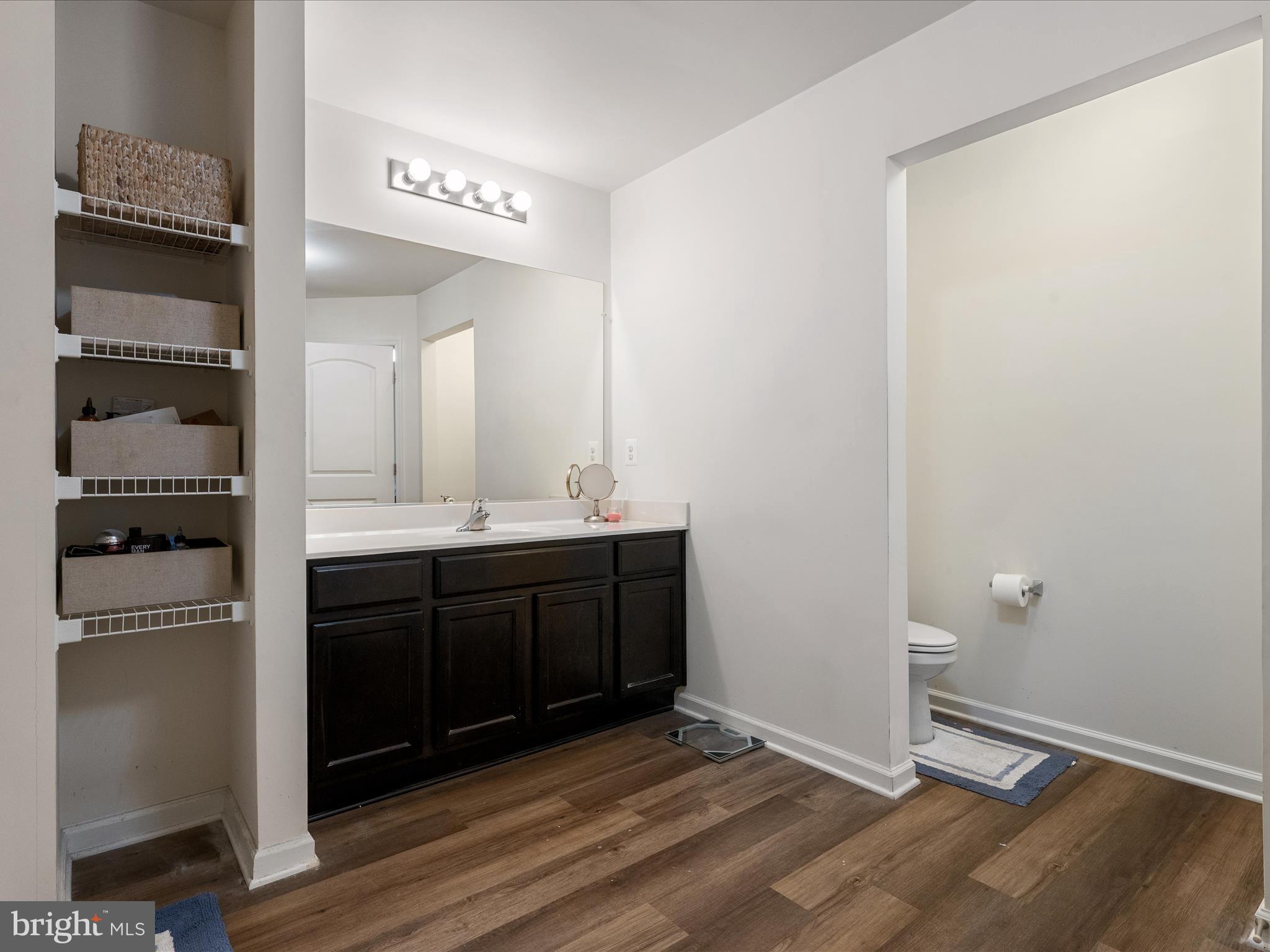 MCGINNIS POINT - Residential