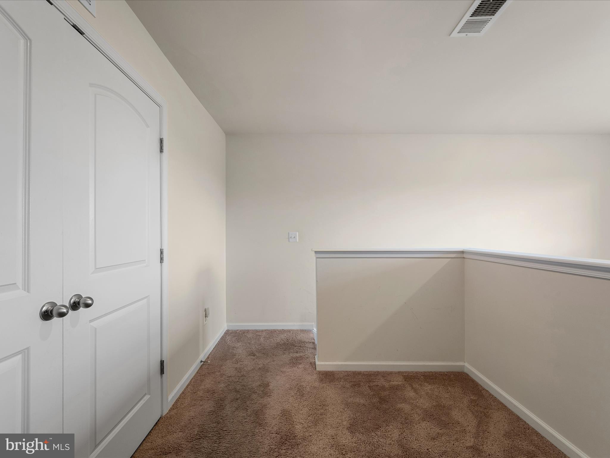 MCGINNIS POINT - Residential