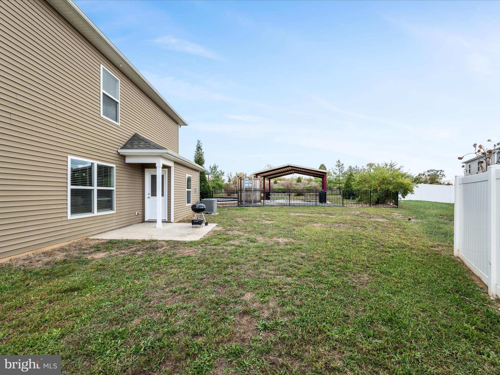 MCGINNIS POINT - Residential