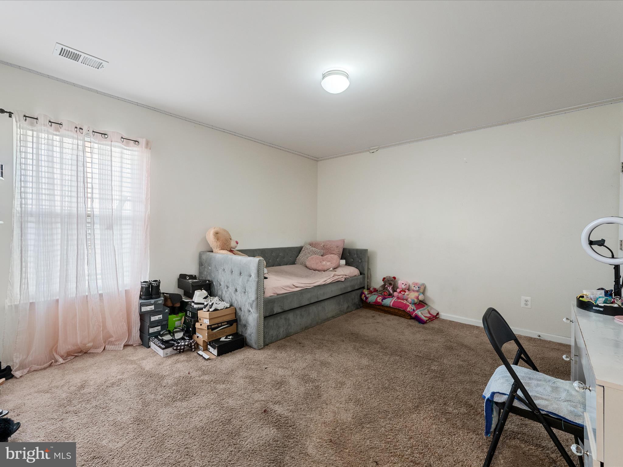 MCGINNIS POINT - Residential