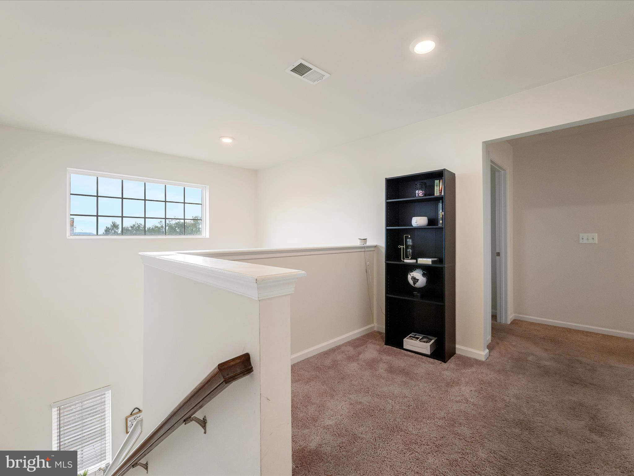 MCGINNIS POINT - Residential