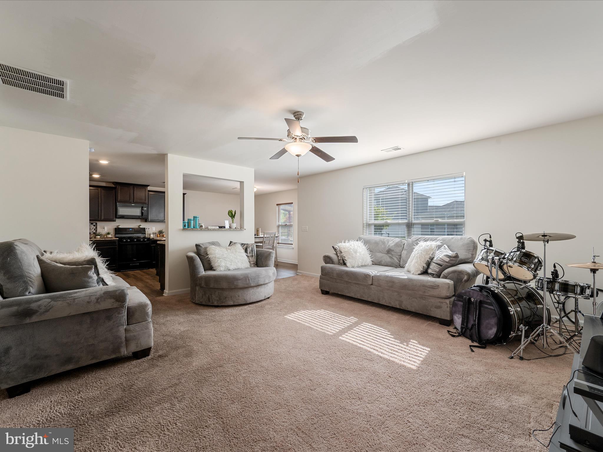 MCGINNIS POINT - Residential