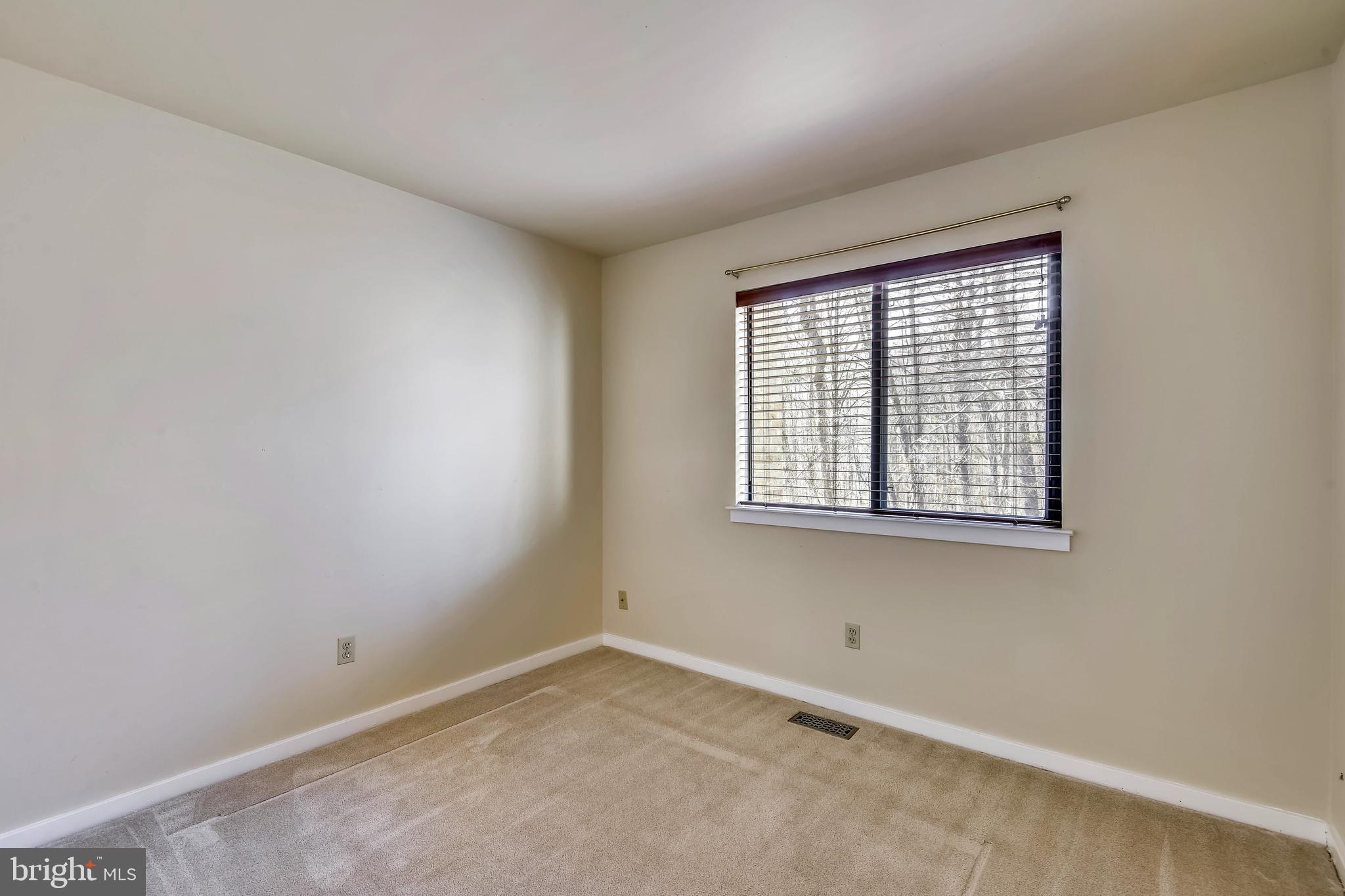 DEER RUN CROSSING - Residential Lease