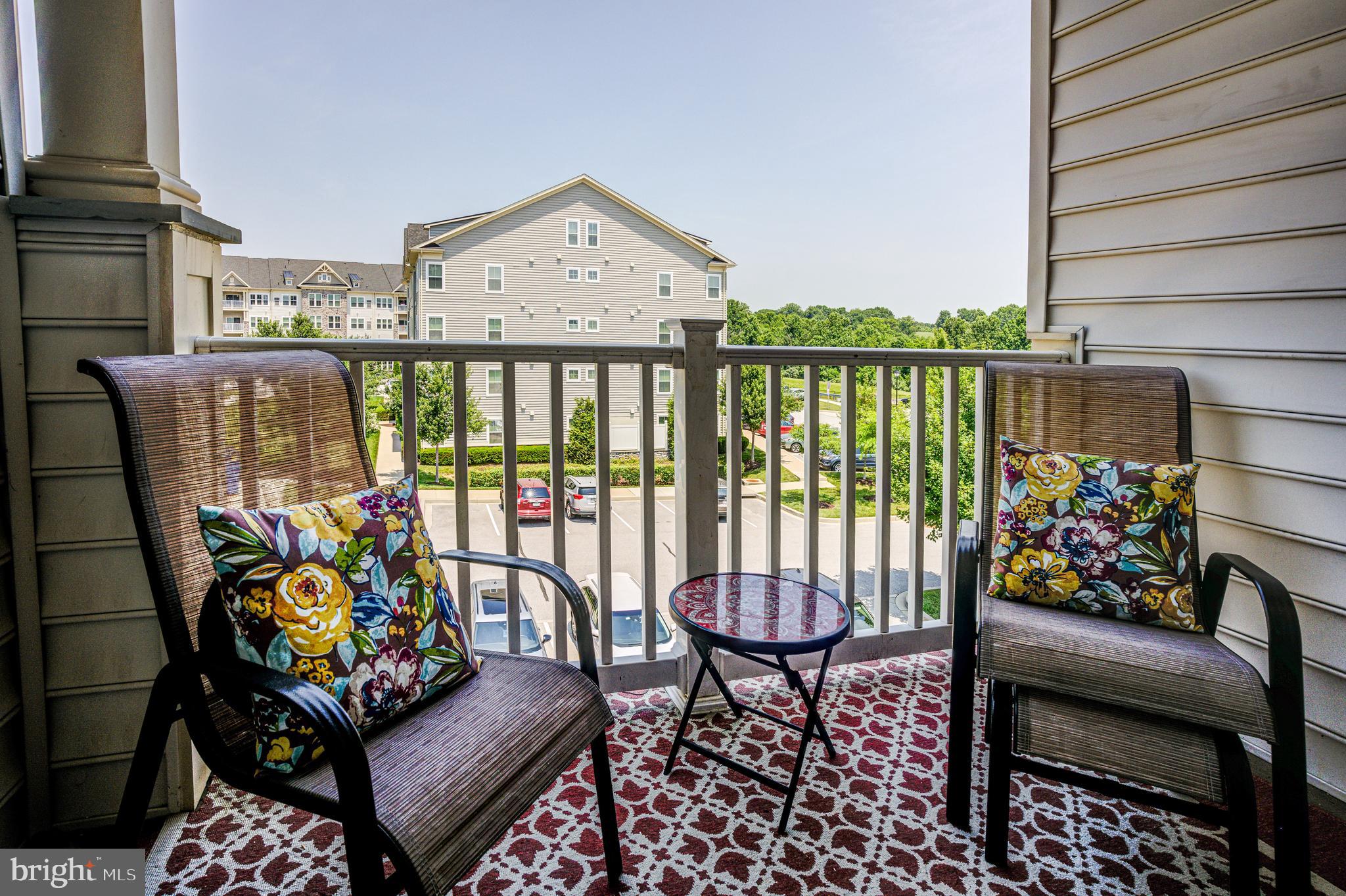 WAVERLY MEWS - Residential