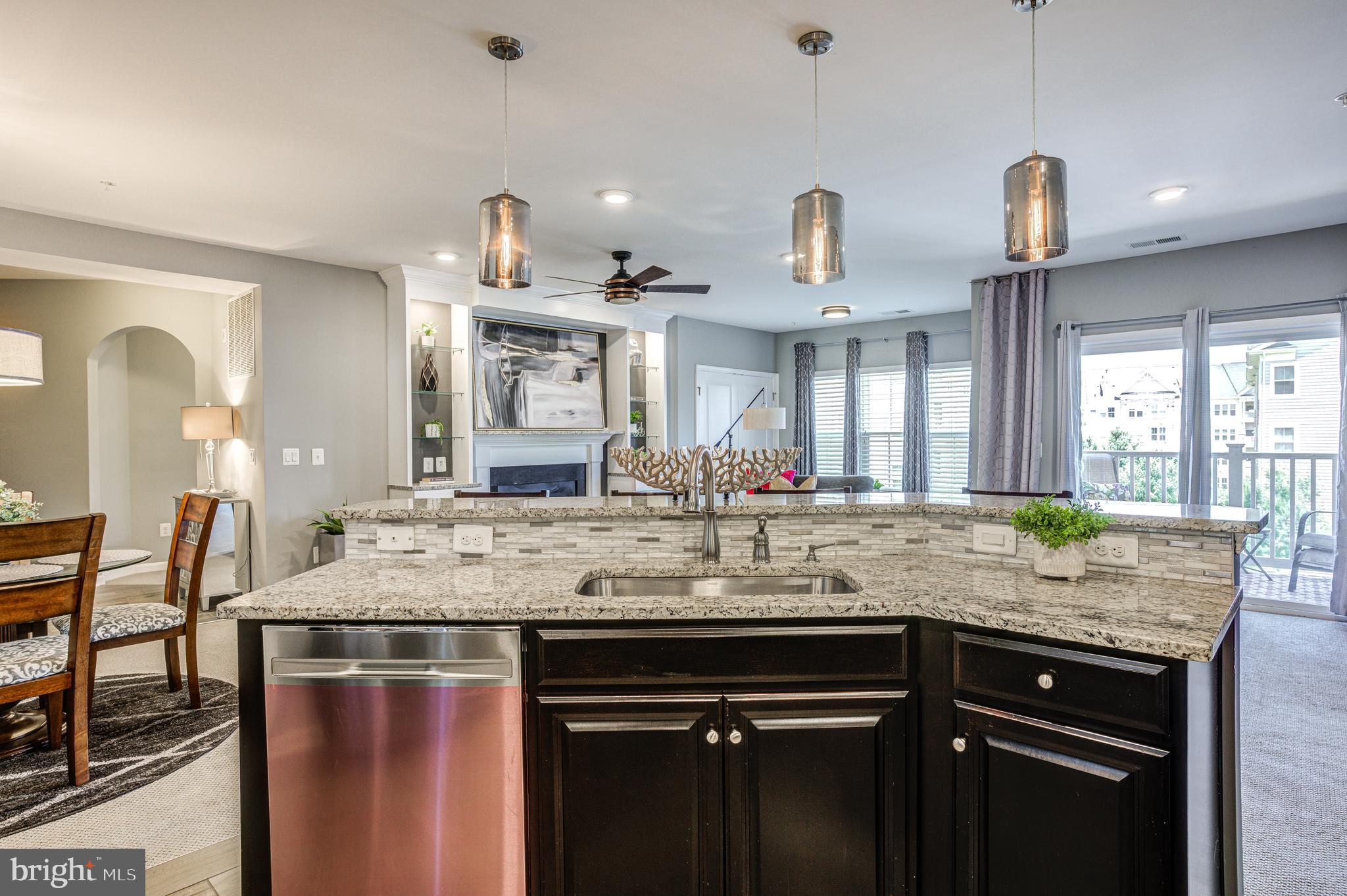 WAVERLY MEWS - Residential