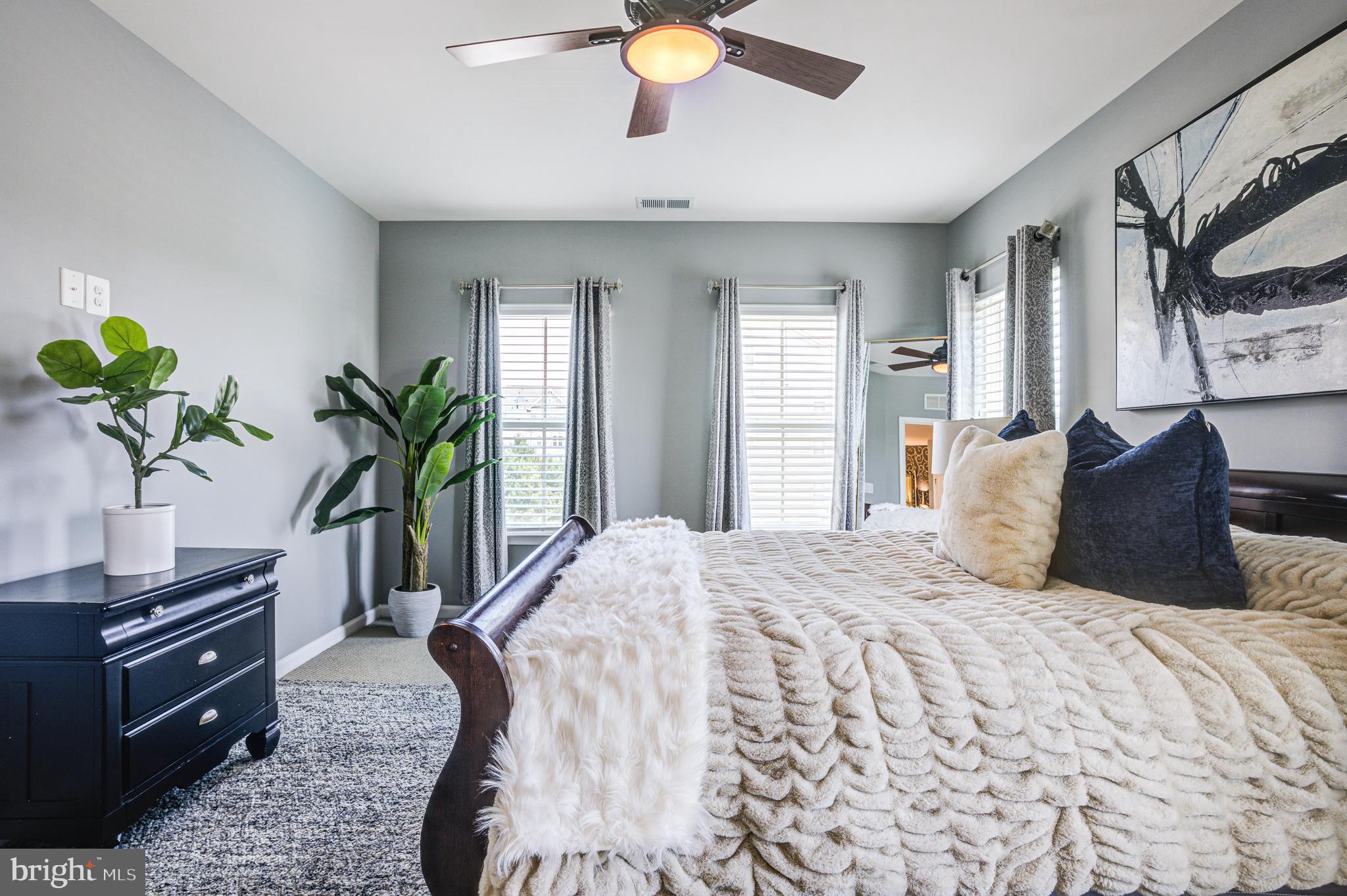 WAVERLY MEWS - Residential