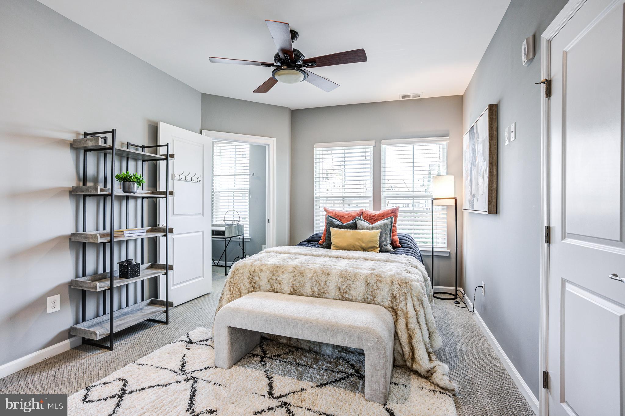 WAVERLY MEWS - Residential