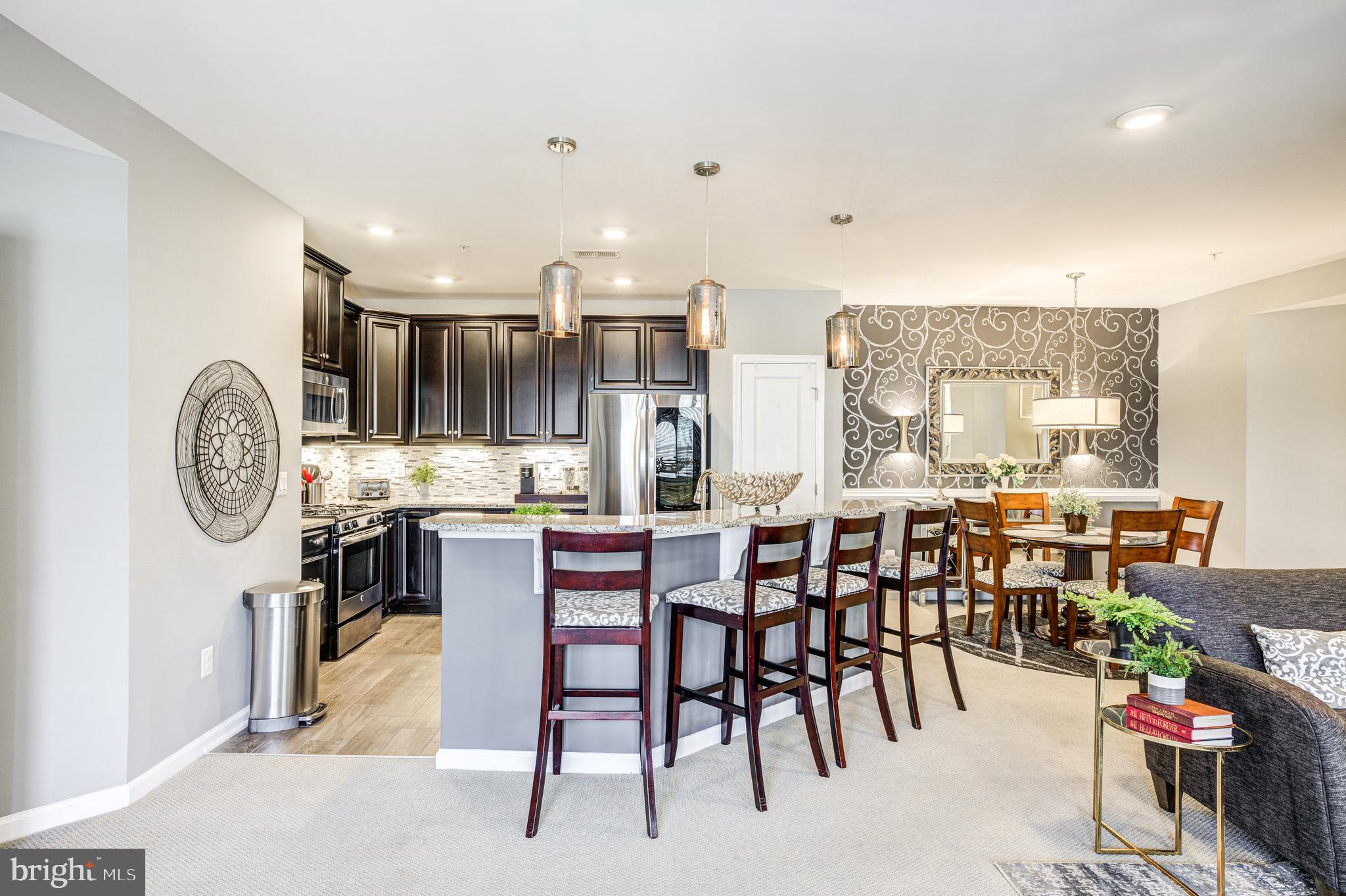 WAVERLY MEWS - Residential