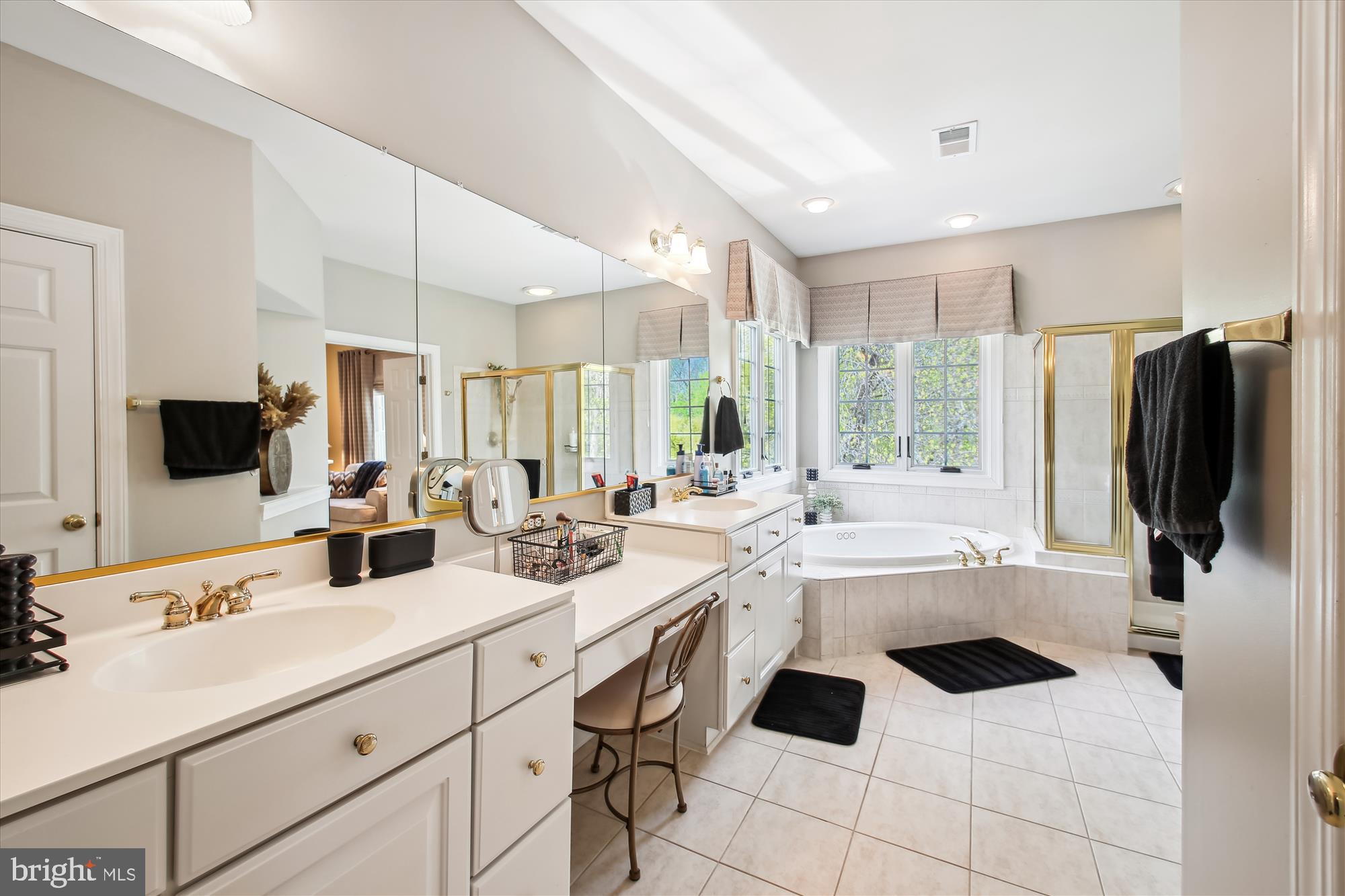 WYNNEWOOD - Residential