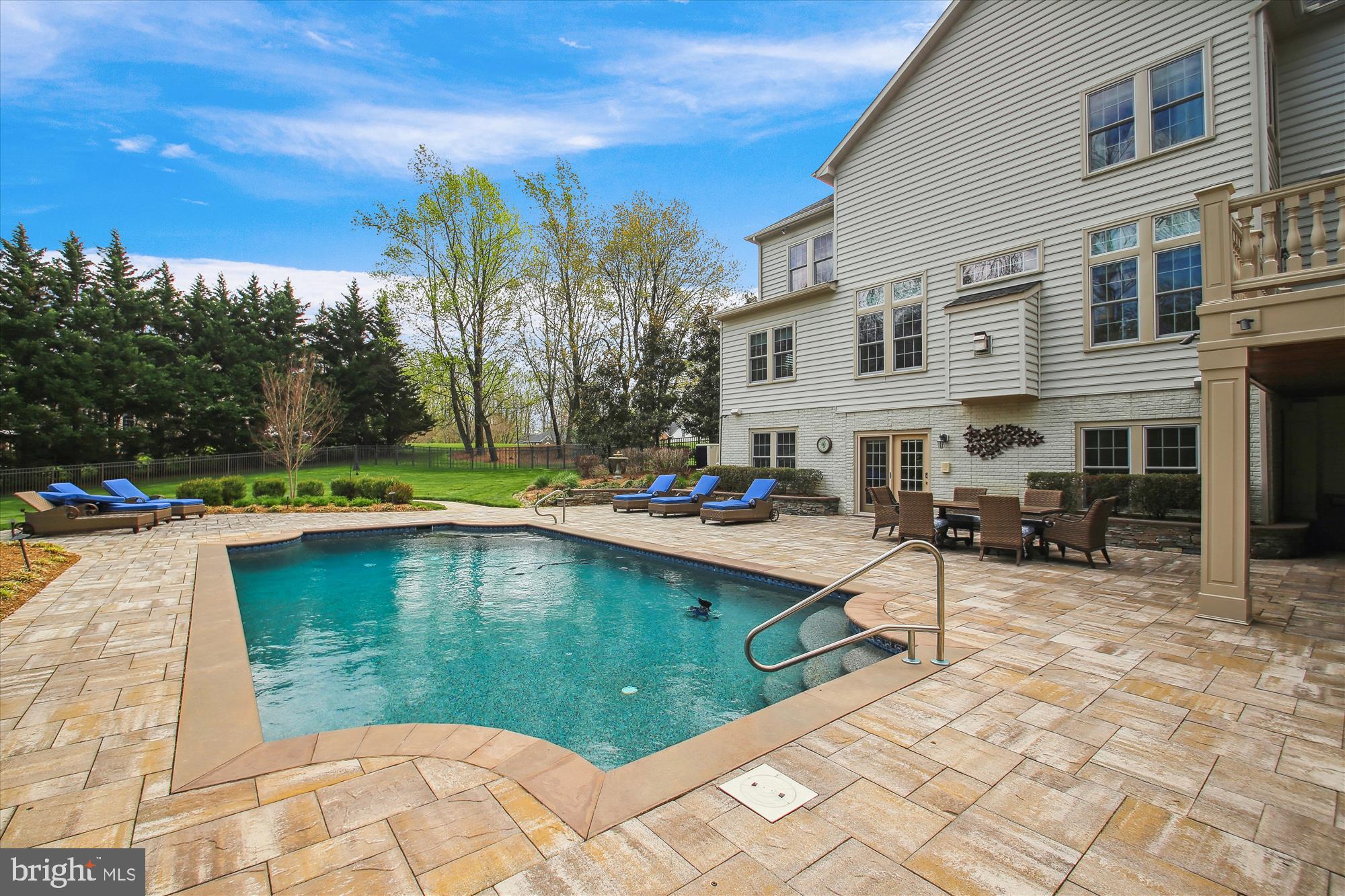 WYNNEWOOD - Residential